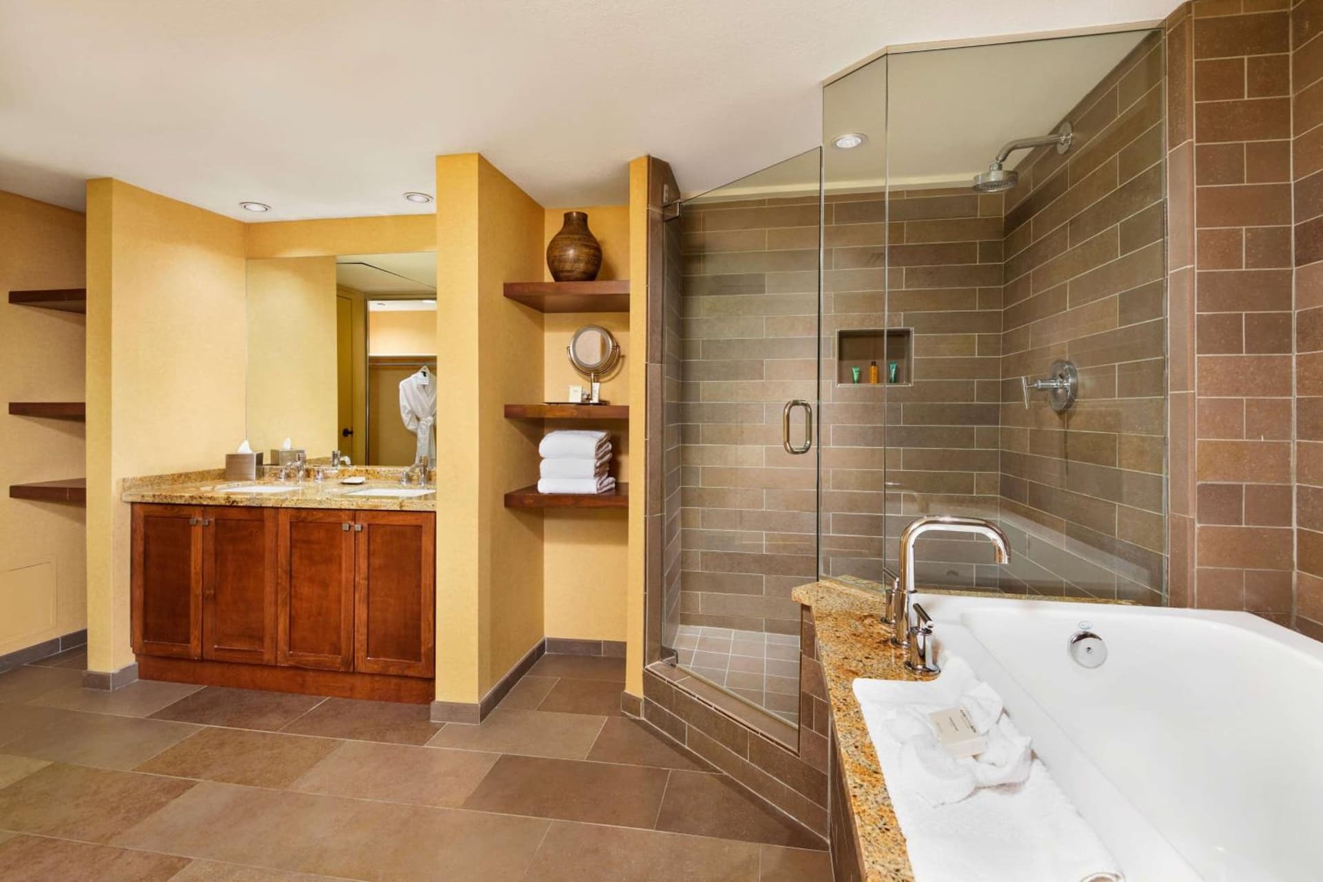 Doubletree by Hilton Phoenix Mesa gallery photo in Mesa, AZ — image 12