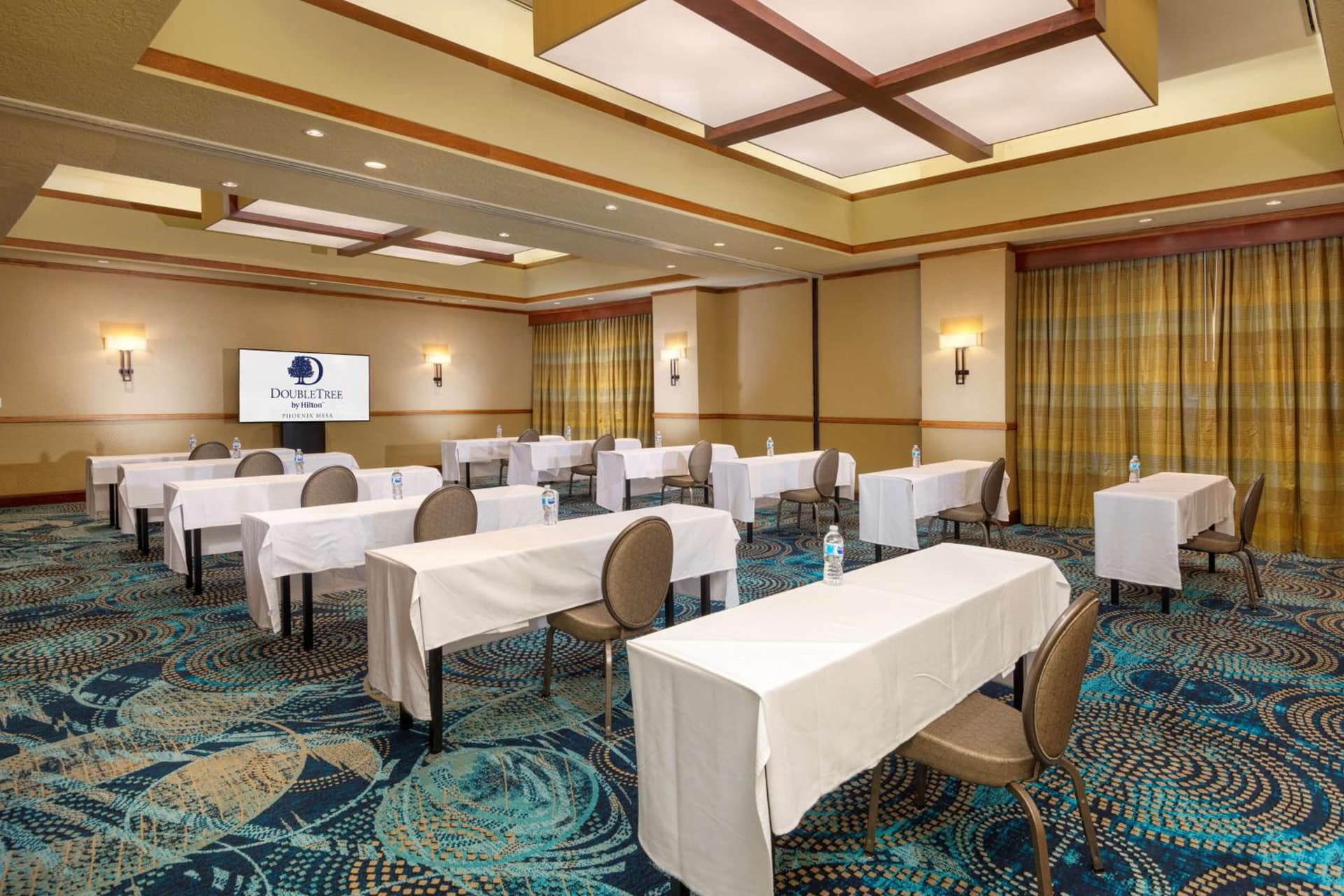 Doubletree by Hilton Phoenix Mesa gallery photo in Mesa, AZ — image 40