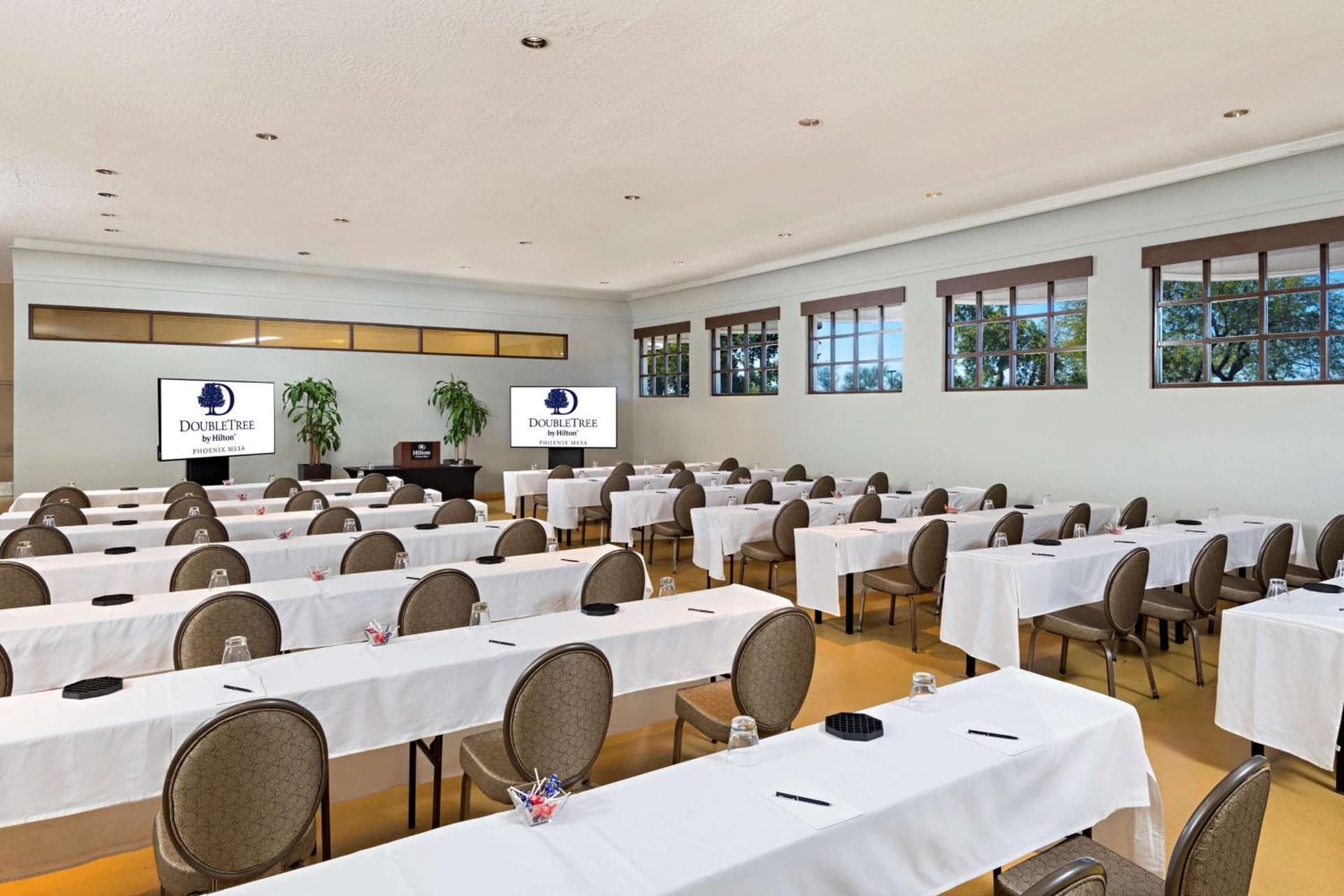 Doubletree by Hilton Phoenix Mesa gallery photo in Mesa, AZ — image 10