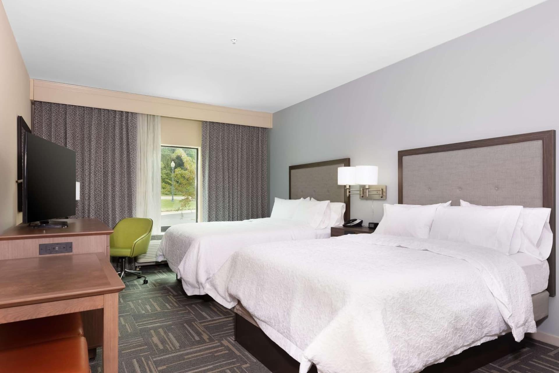 Hampton Inn Wetumpka gallery photo in Wetumpka, AL — image 31