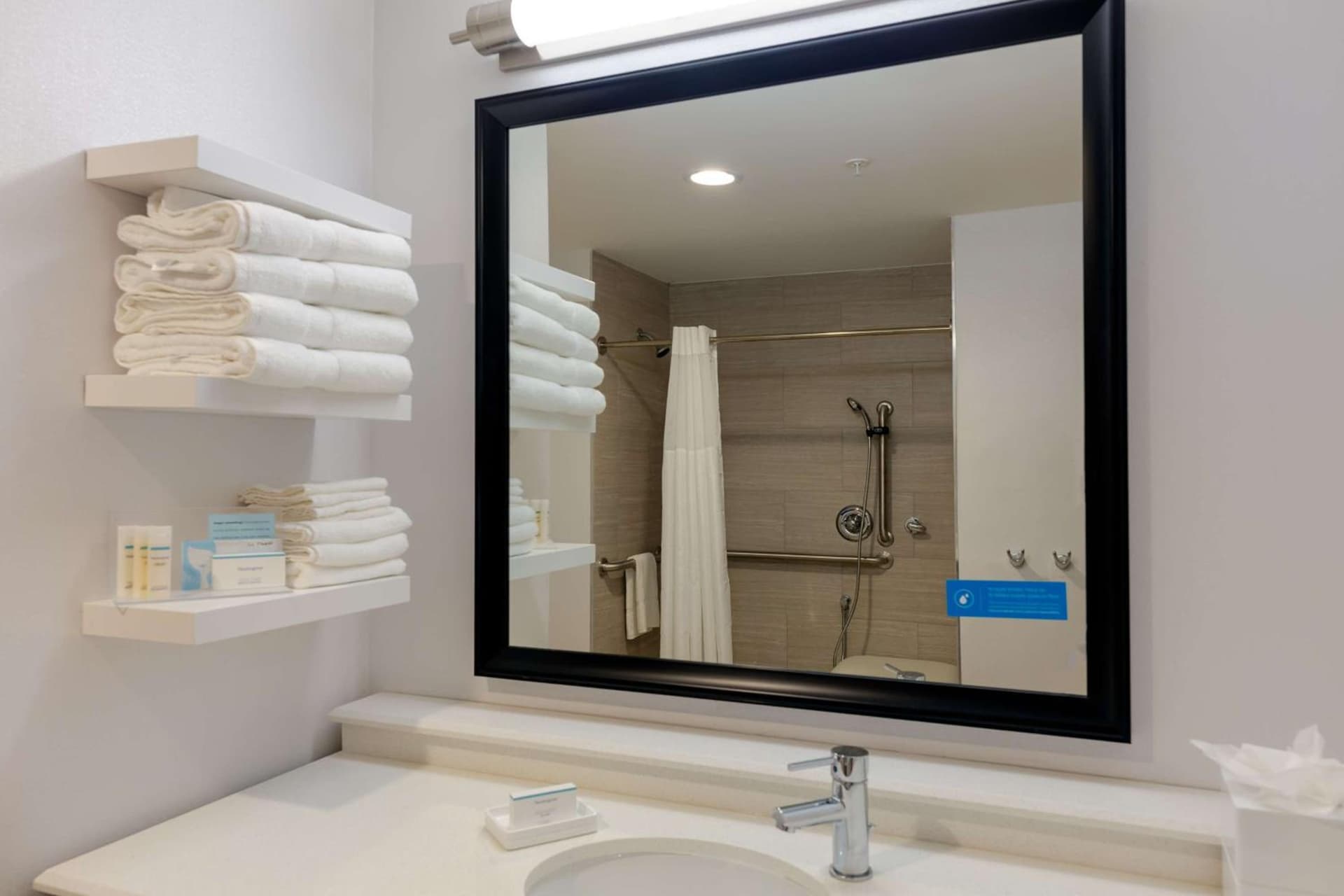 Hampton Inn Wetumpka gallery photo in Wetumpka, AL — image 37