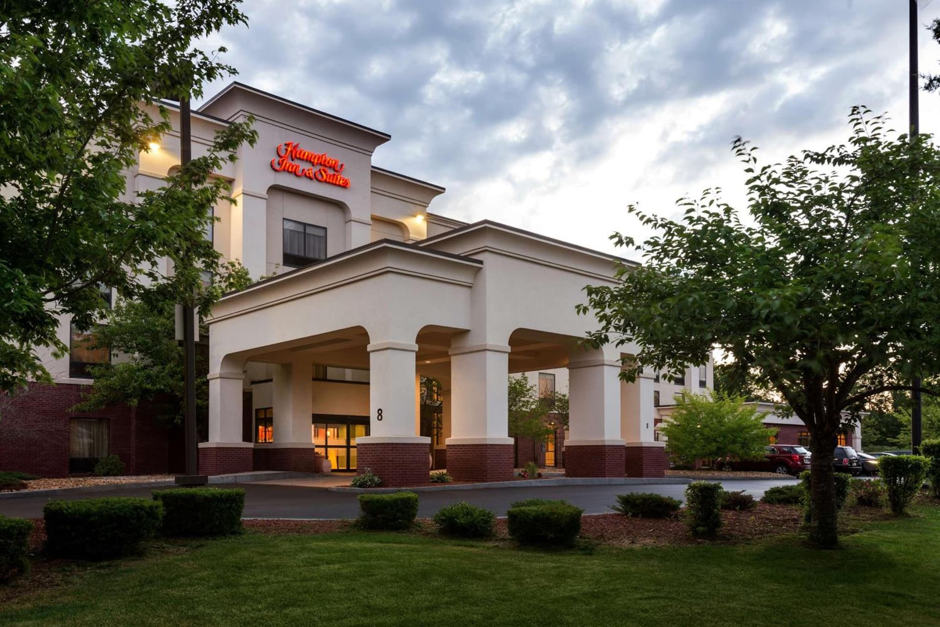 Hampton Inn & Suites by Hilton Manchester Bedford featured exterior or lobby in Bedford — similar hotel