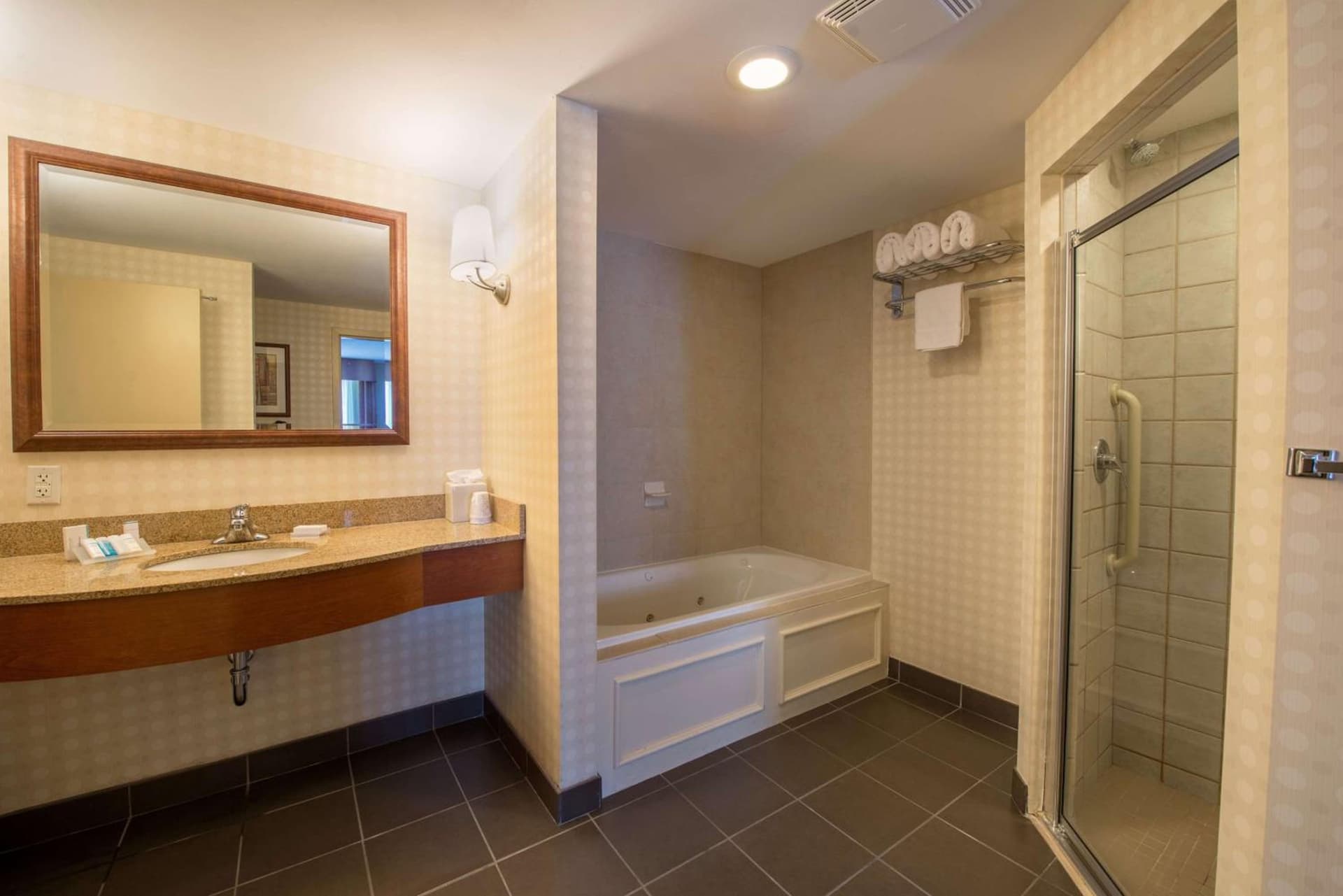 Hilton Garden Inn Manchester Downtown gallery photo in Manchester, NH — image 29
