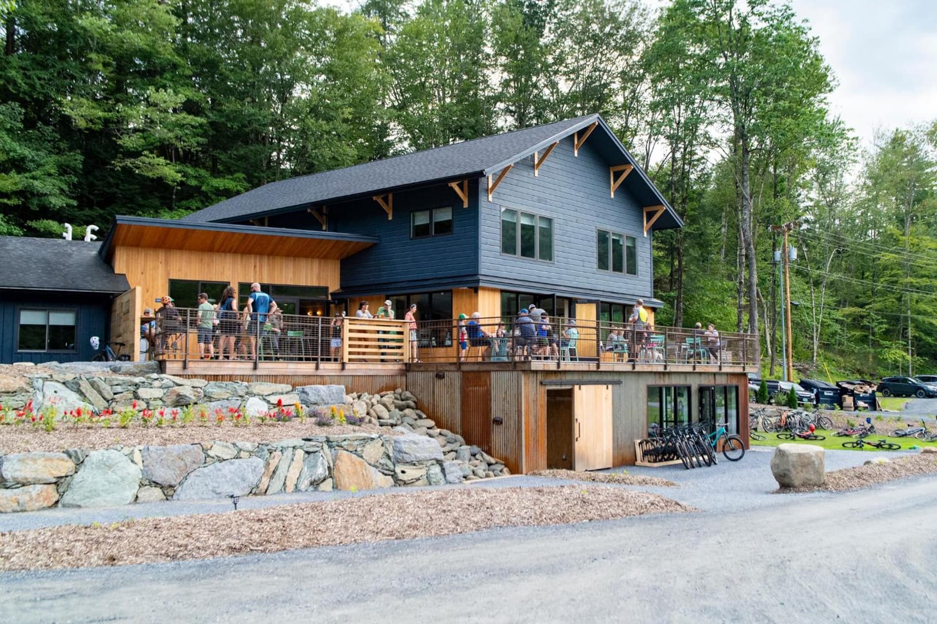 Madbush Falls featured exterior or lobby in Waitsfield — similar hotel