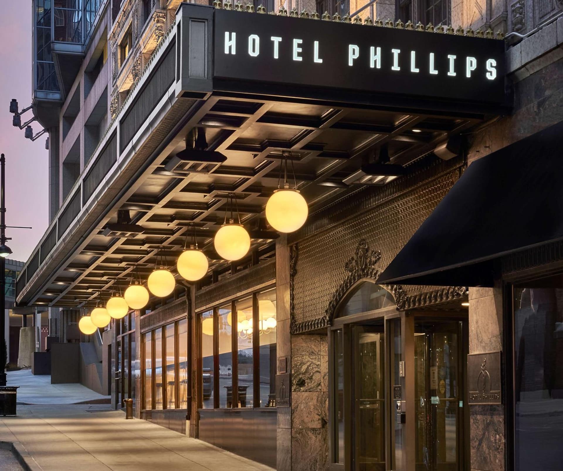 Hotel Phillips Kansas City, Curio Collection By Hilton gallery photo in Kansas City, MO — image 67