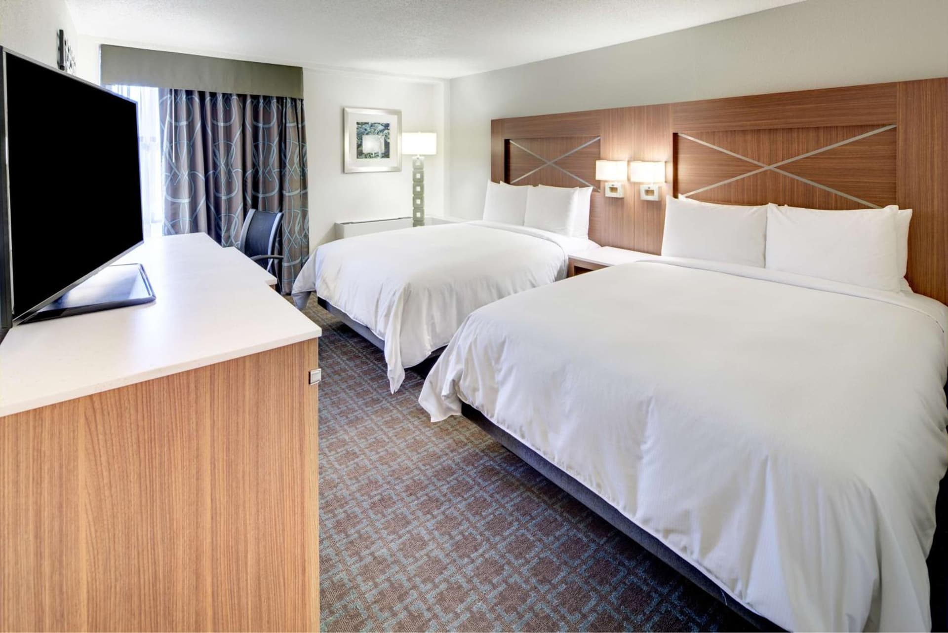 DoubleTree by Hilton Milwaukee Downtown gallery photo in Milwaukee, WI — image 29
