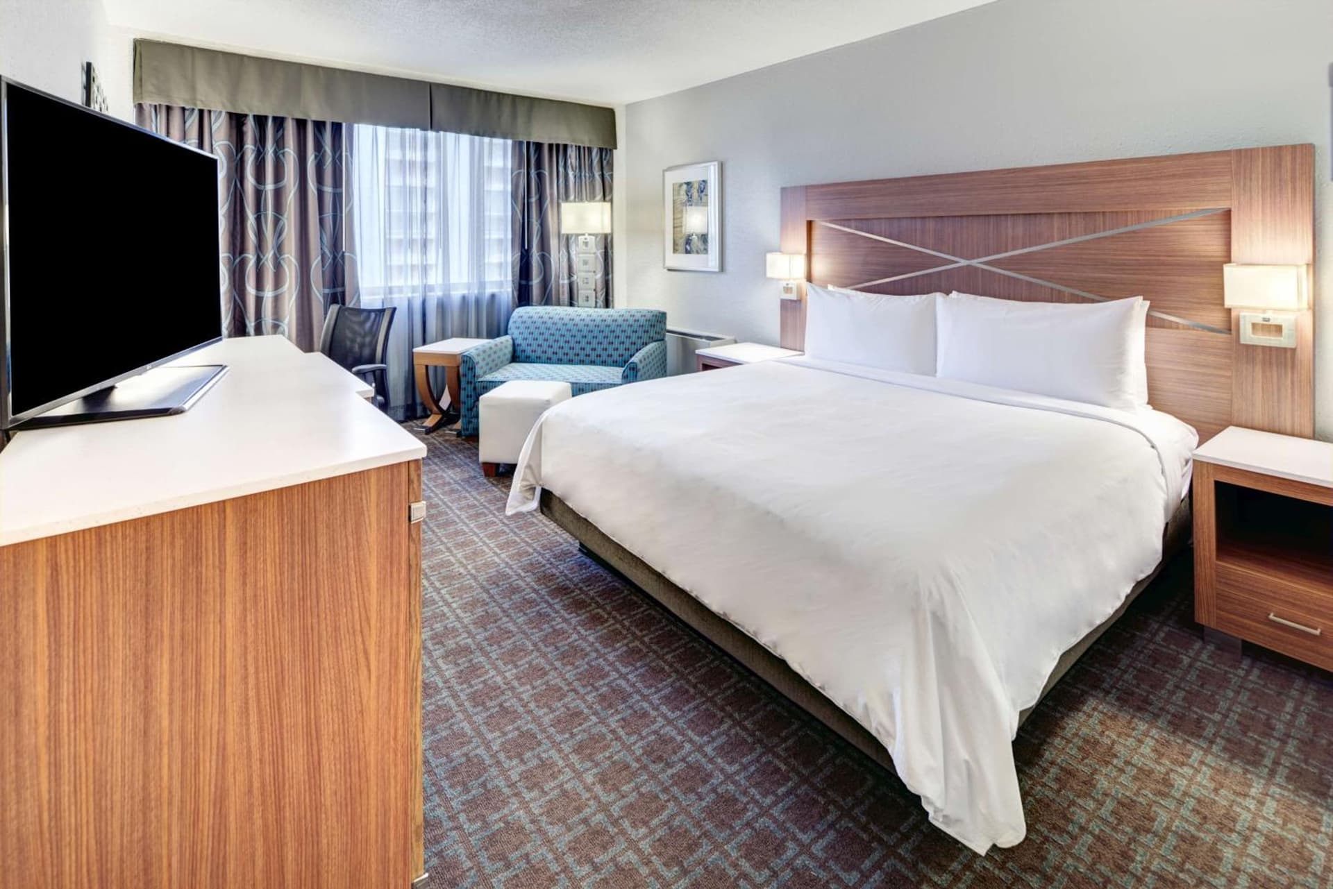 DoubleTree by Hilton Milwaukee Downtown gallery photo in Milwaukee, WI — image 22