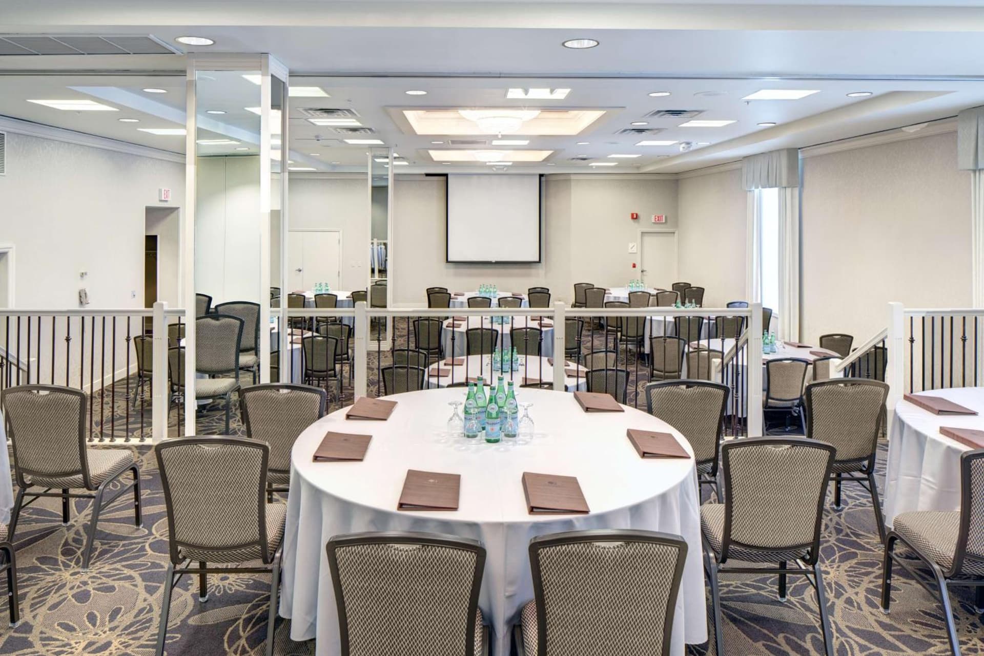 DoubleTree by Hilton Milwaukee Downtown gallery photo in Milwaukee, WI — image 6