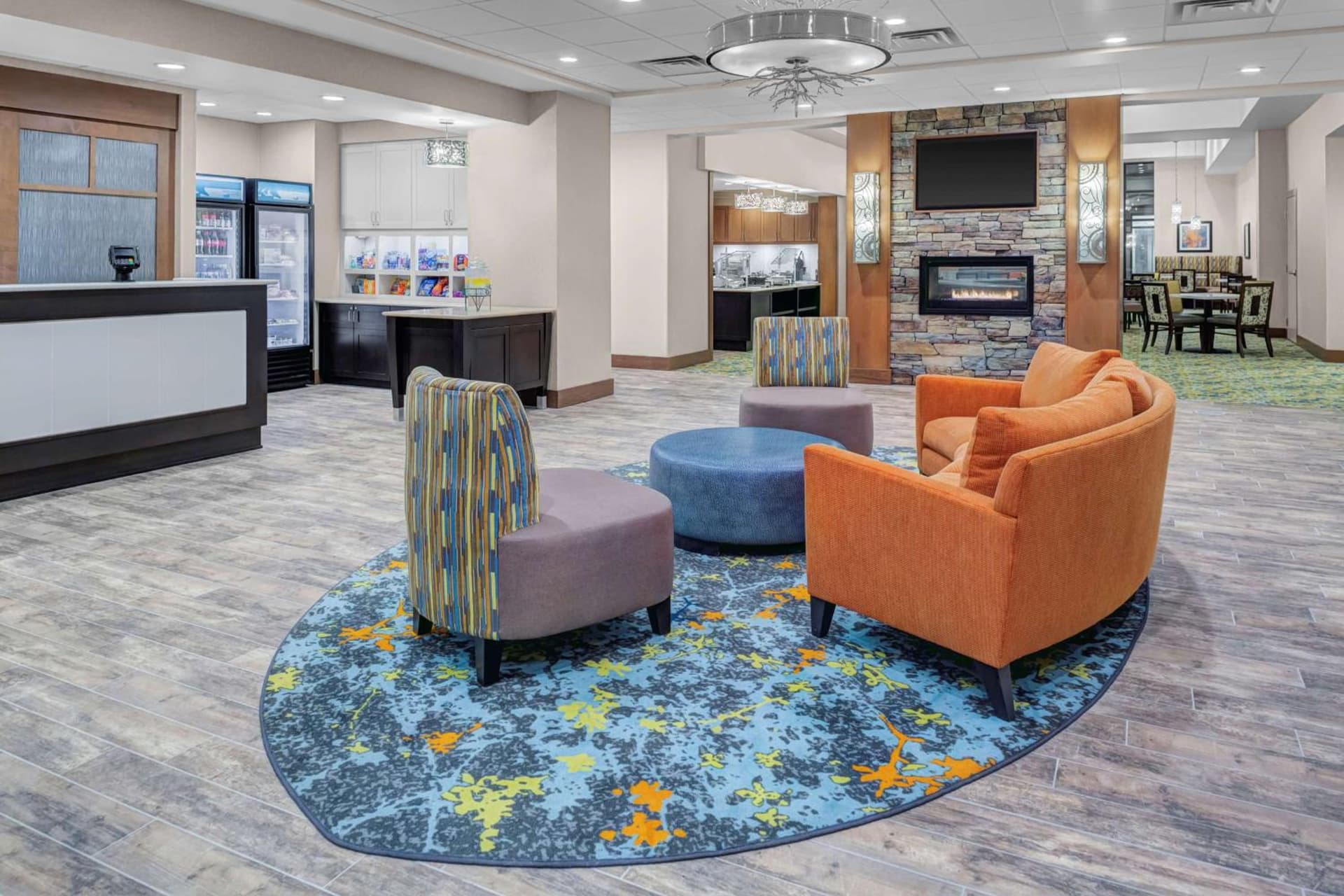 Homewood Suites By Hilton Wauwatosa Milwaukee interior in Wauwatosa, WI — gallery photo 2