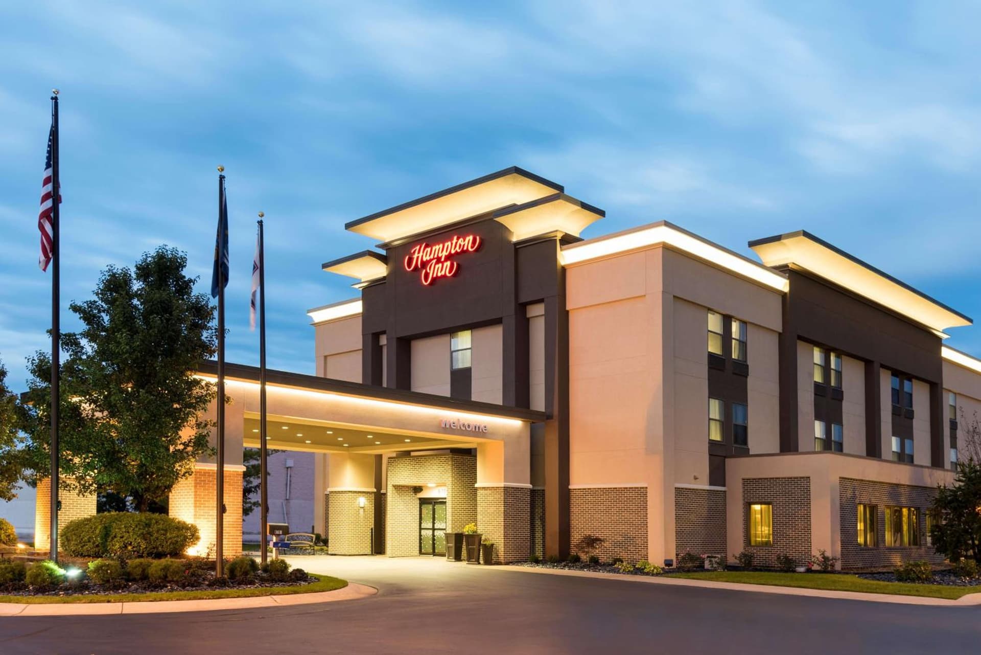 Hampton Inn Midland featured exterior or lobby in Midland, MI — similar hotel