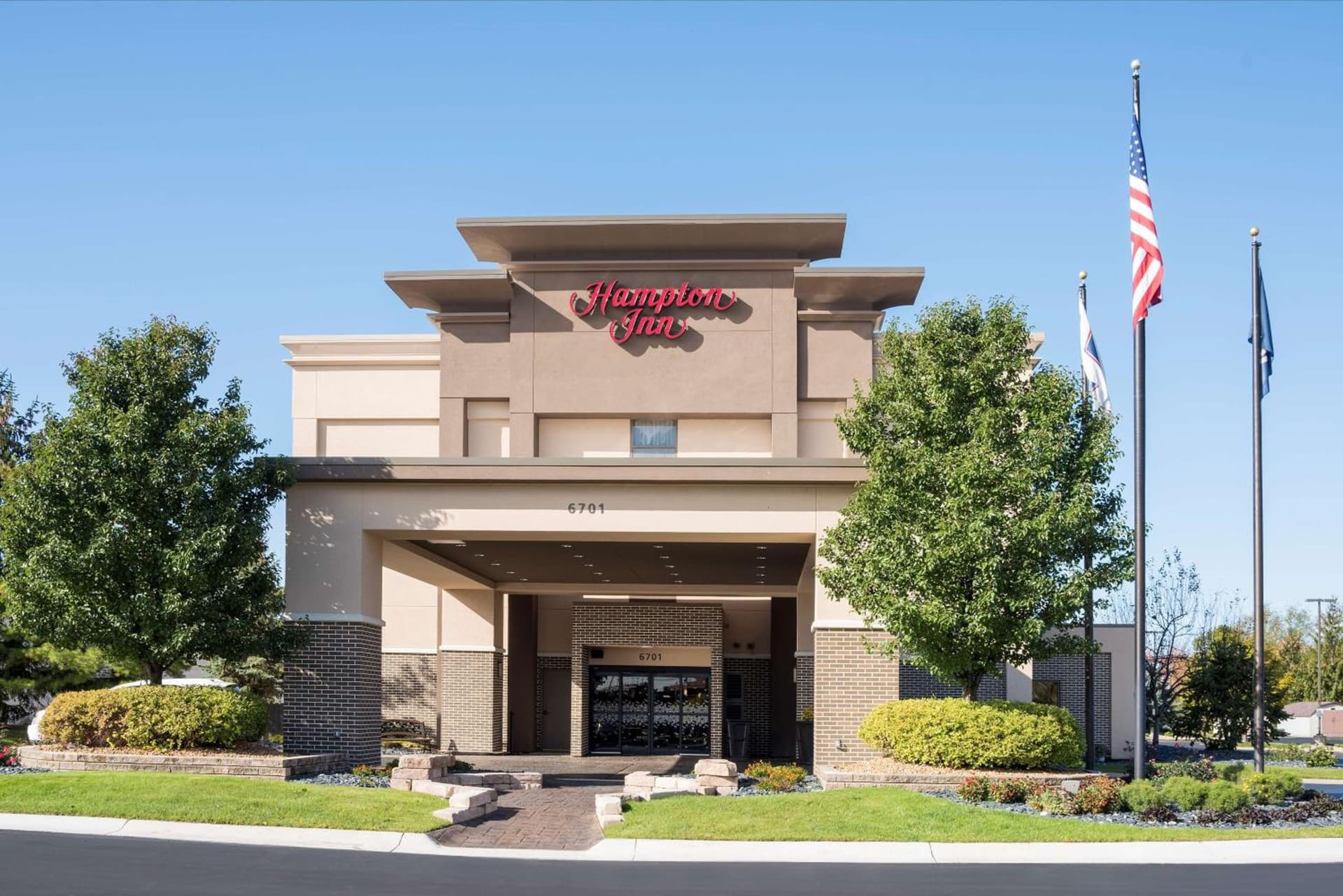 Hampton Inn Midland property views in Midland, MI — gallery photo 3