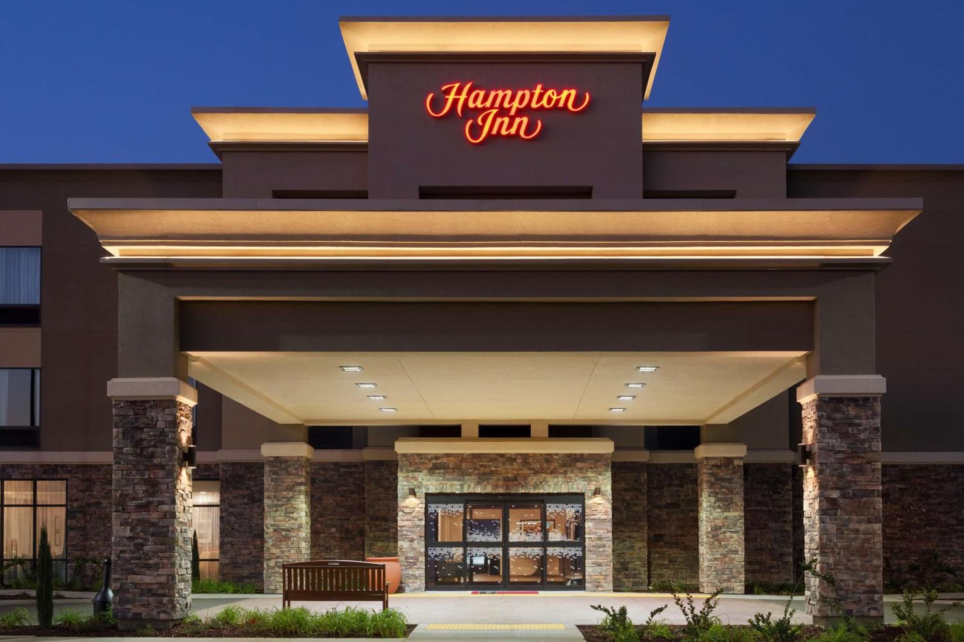 Hampton Inn by Hilton Turlock interior in Turlock, CA — gallery photo 2