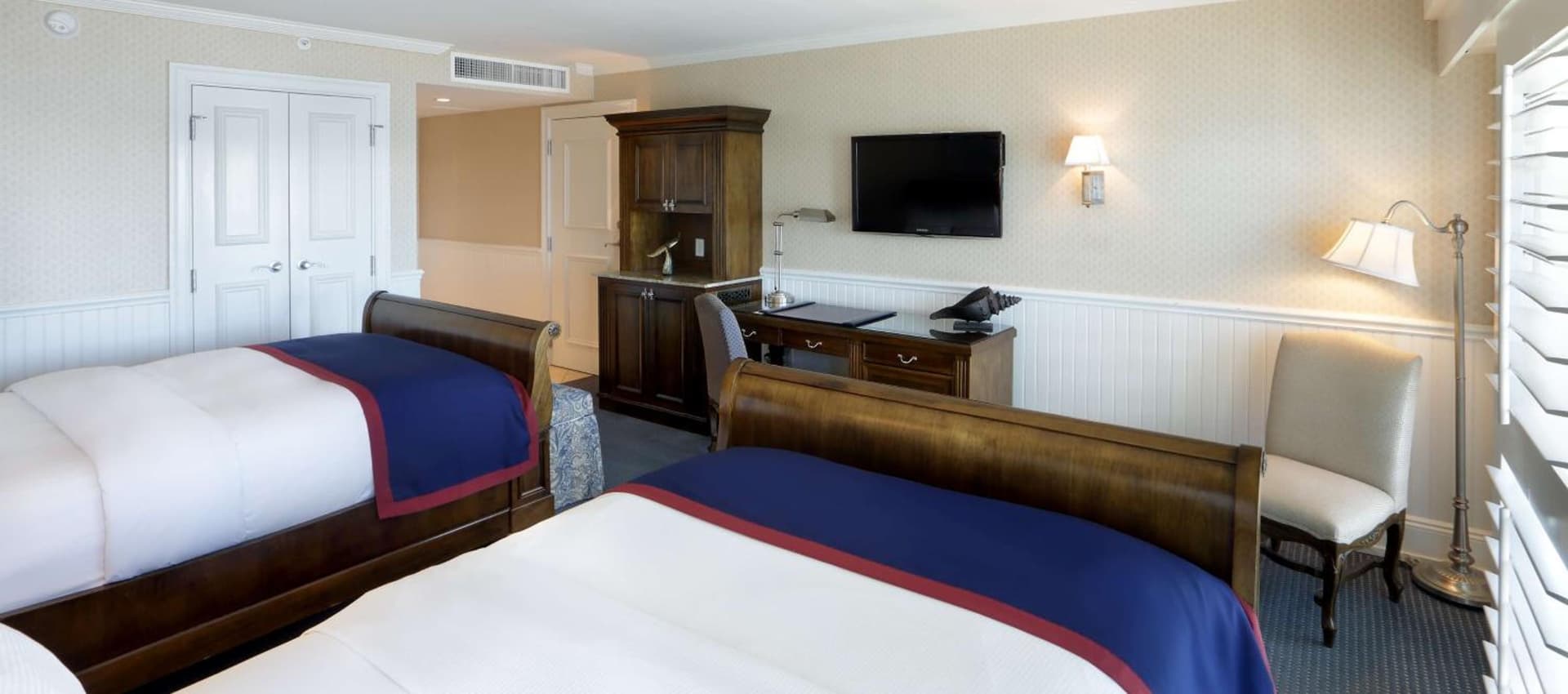 Madison Beach Hotel, Curio Collection by Hilton gallery photo in Madison — image 19