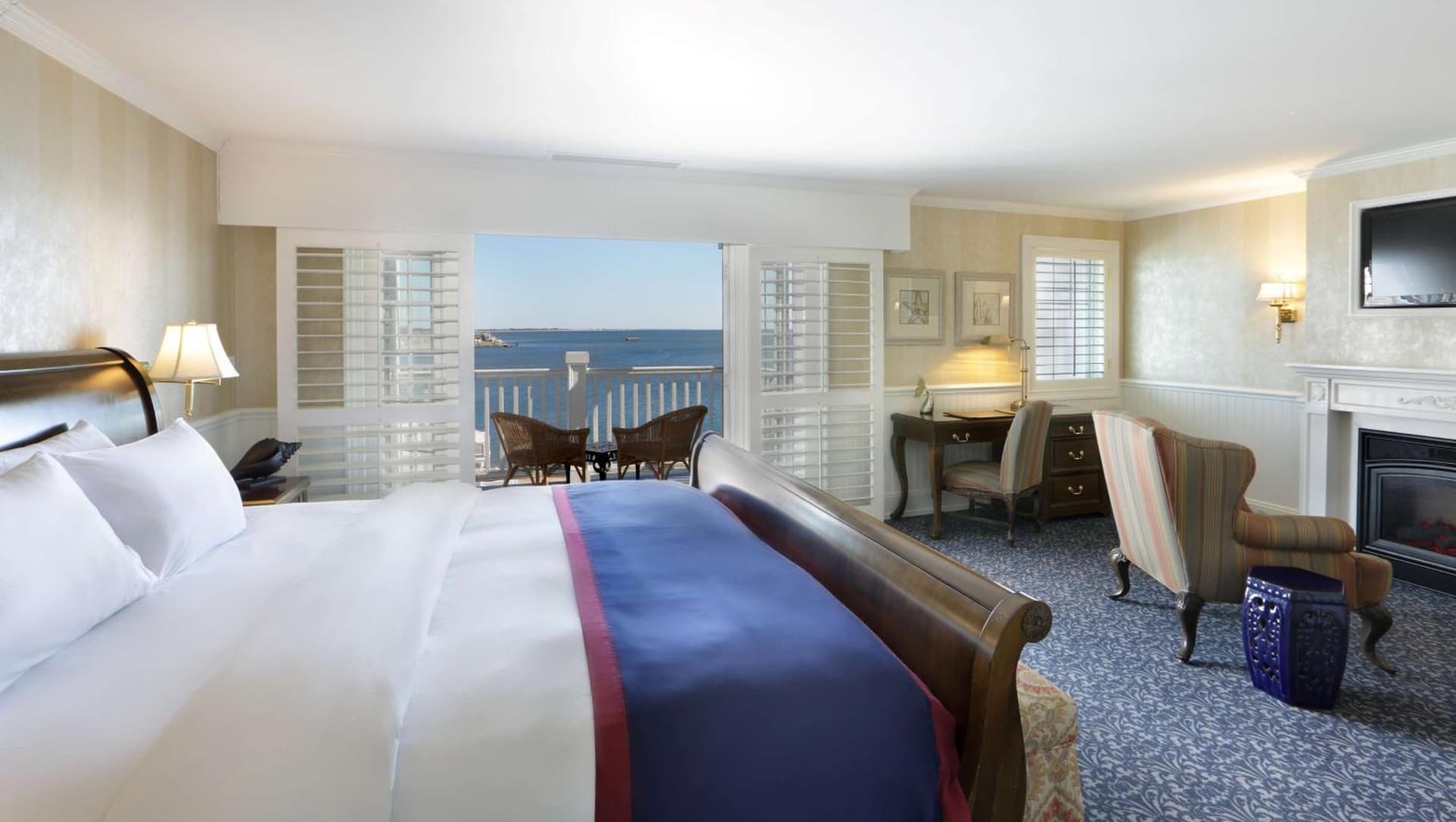 Madison Beach Hotel, Curio Collection by Hilton gallery photo in Madison — image 10