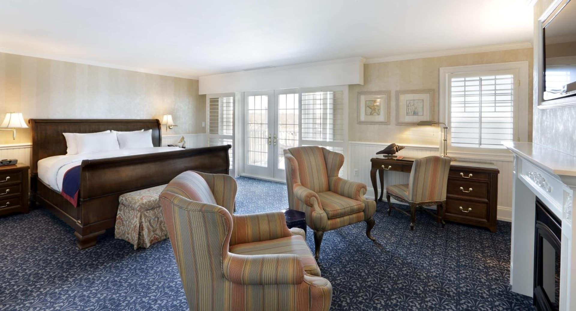 Madison Beach Hotel, Curio Collection by Hilton gallery photo in Madison — image 51