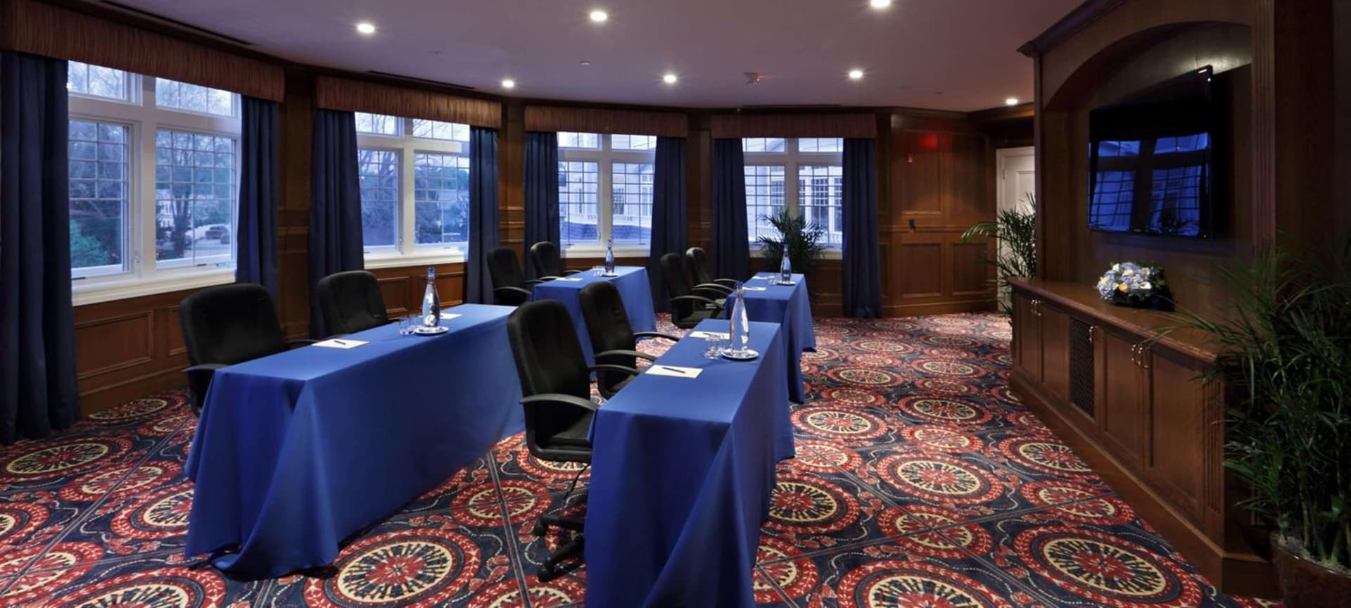 Madison Beach Hotel, Curio Collection by Hilton gallery photo in Madison — image 55