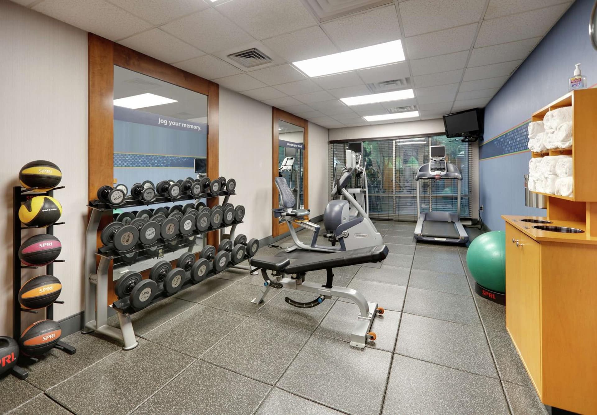 Hampton Inn & Suites Mooresville gallery photo in Mooresville, NC — image 35