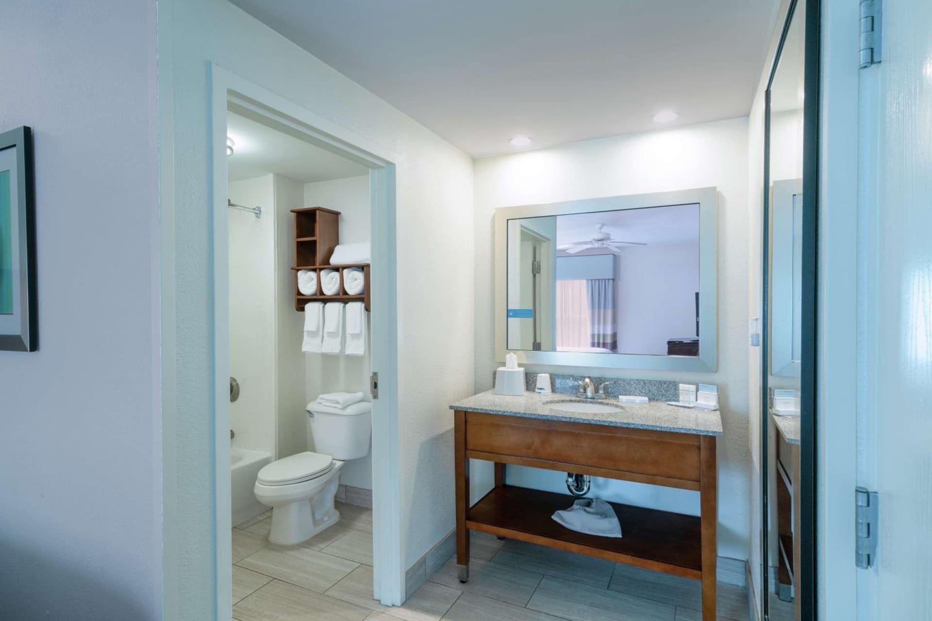 Hampton Inn & Suites Mooresville gallery photo in Mooresville, NC — image 5