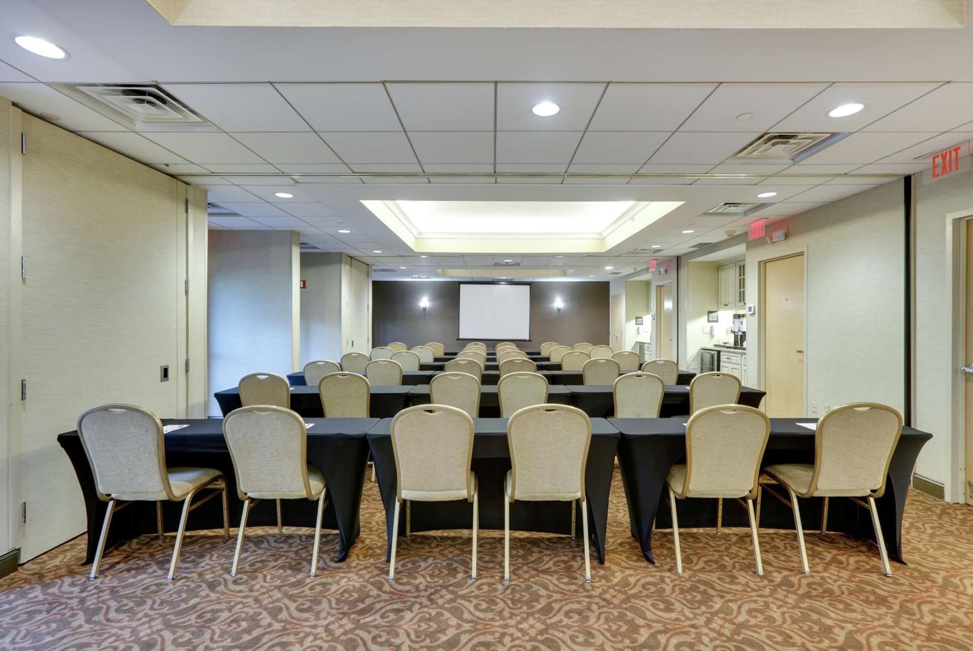Hampton Inn & Suites Mooresville gallery photo in Mooresville, NC — image 36
