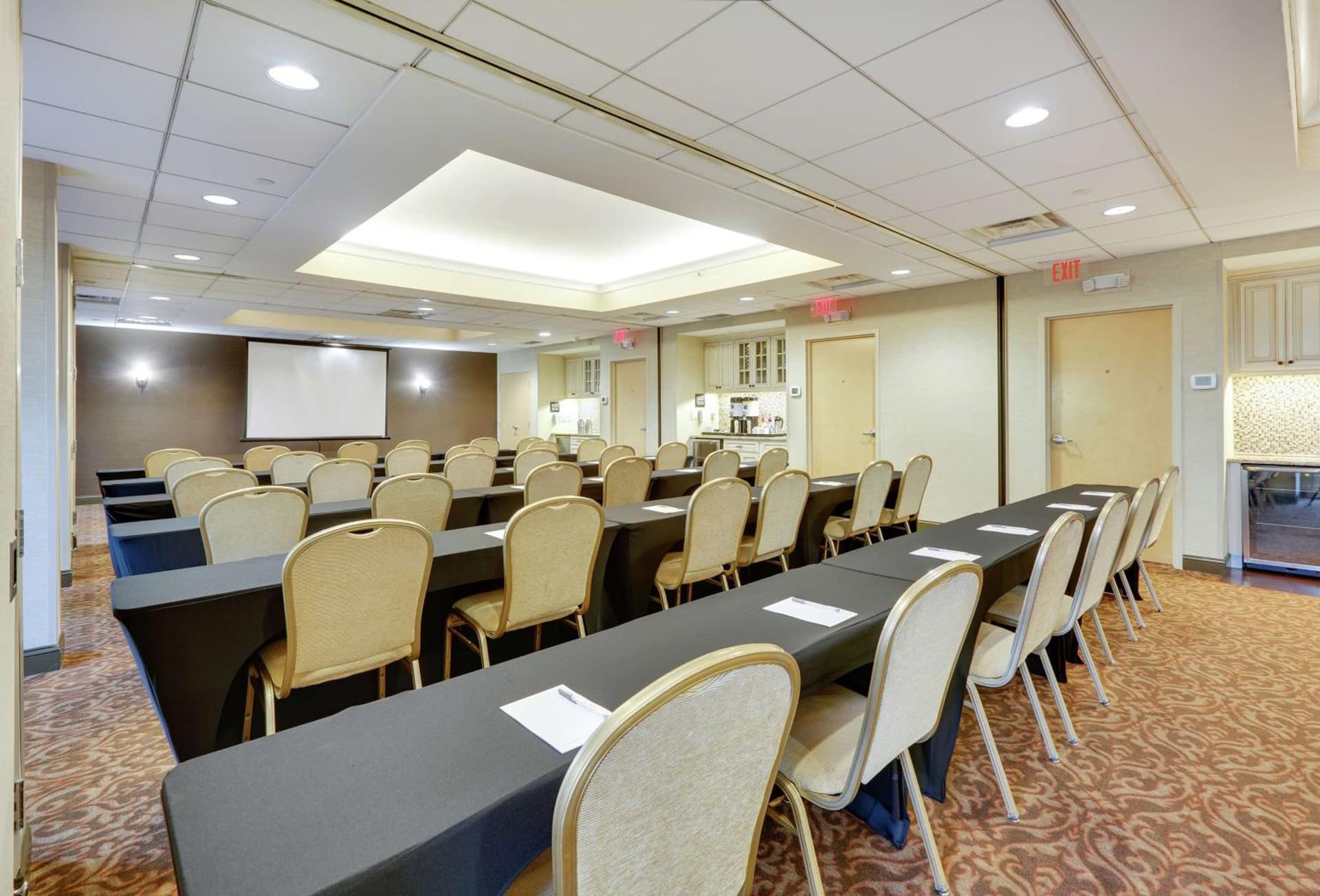 Hampton Inn & Suites Mooresville gallery photo in Mooresville, NC — image 46