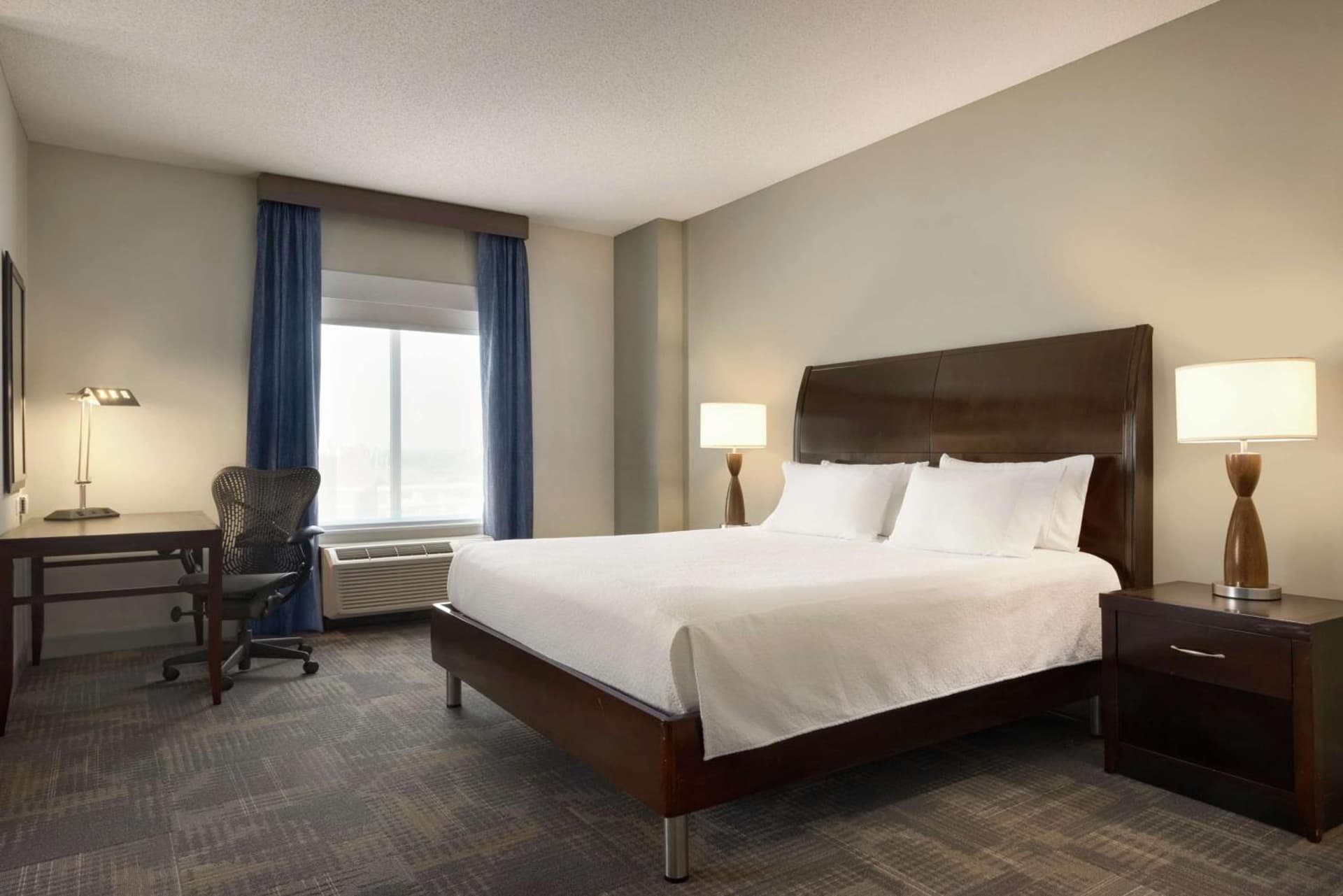 Hilton Garden Inn Minneapolis Downtown gallery photo in Minneapolis, MN — image 23