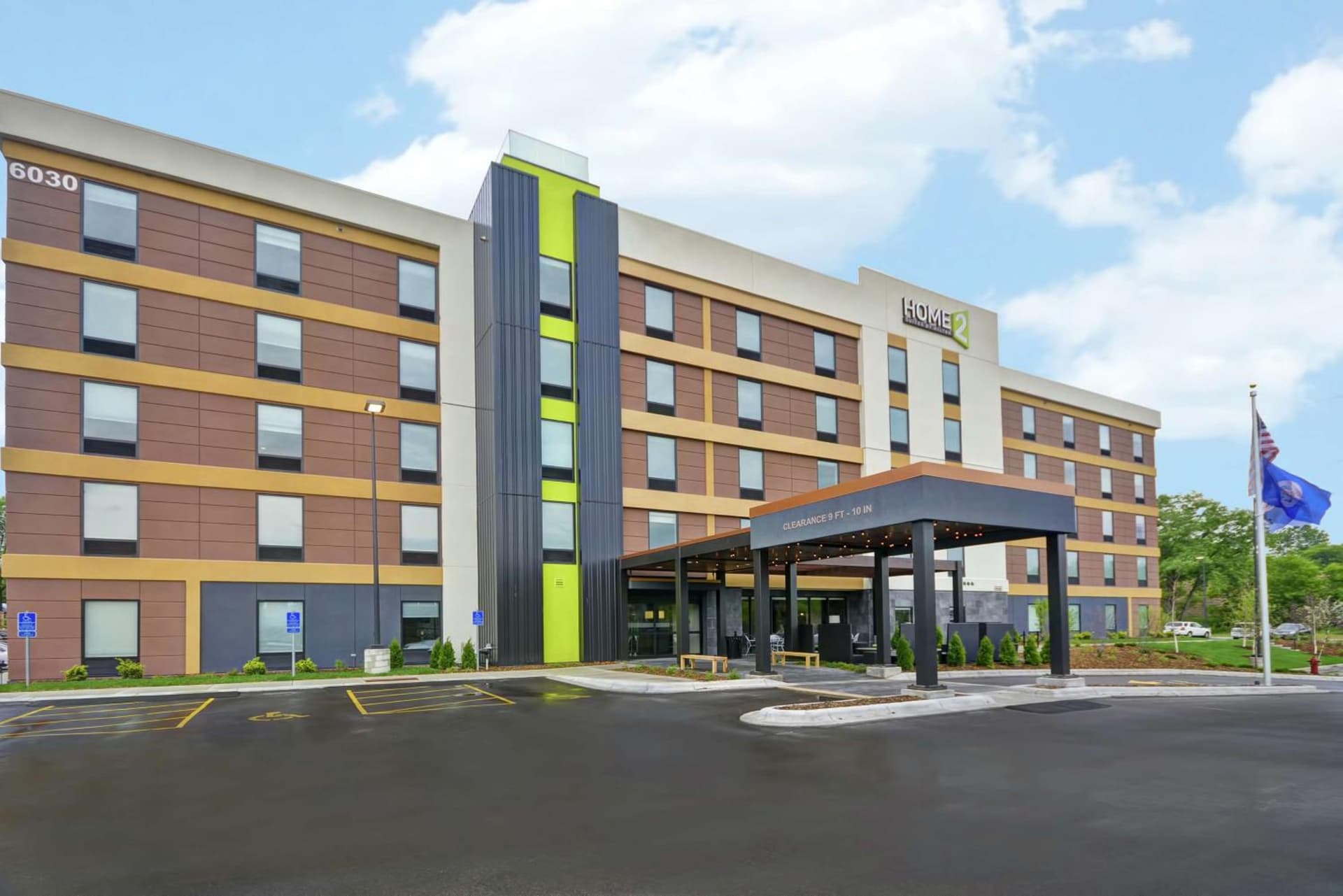Home2 Suites By Hilton Minneapolis-Eden Prairie featured exterior or lobby in Minnetonka, MN — similar hotel