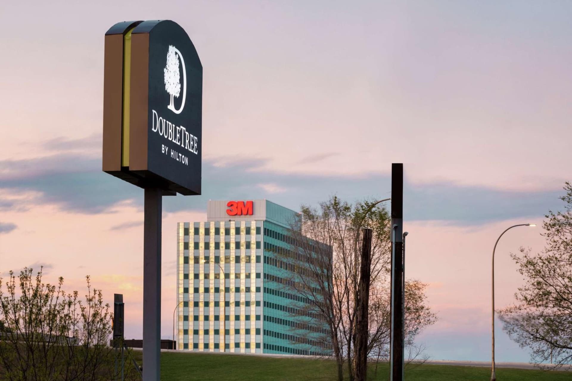 DoubleTree by Hilton St. Paul, MN property views in Saint Paul, MN — gallery photo 3