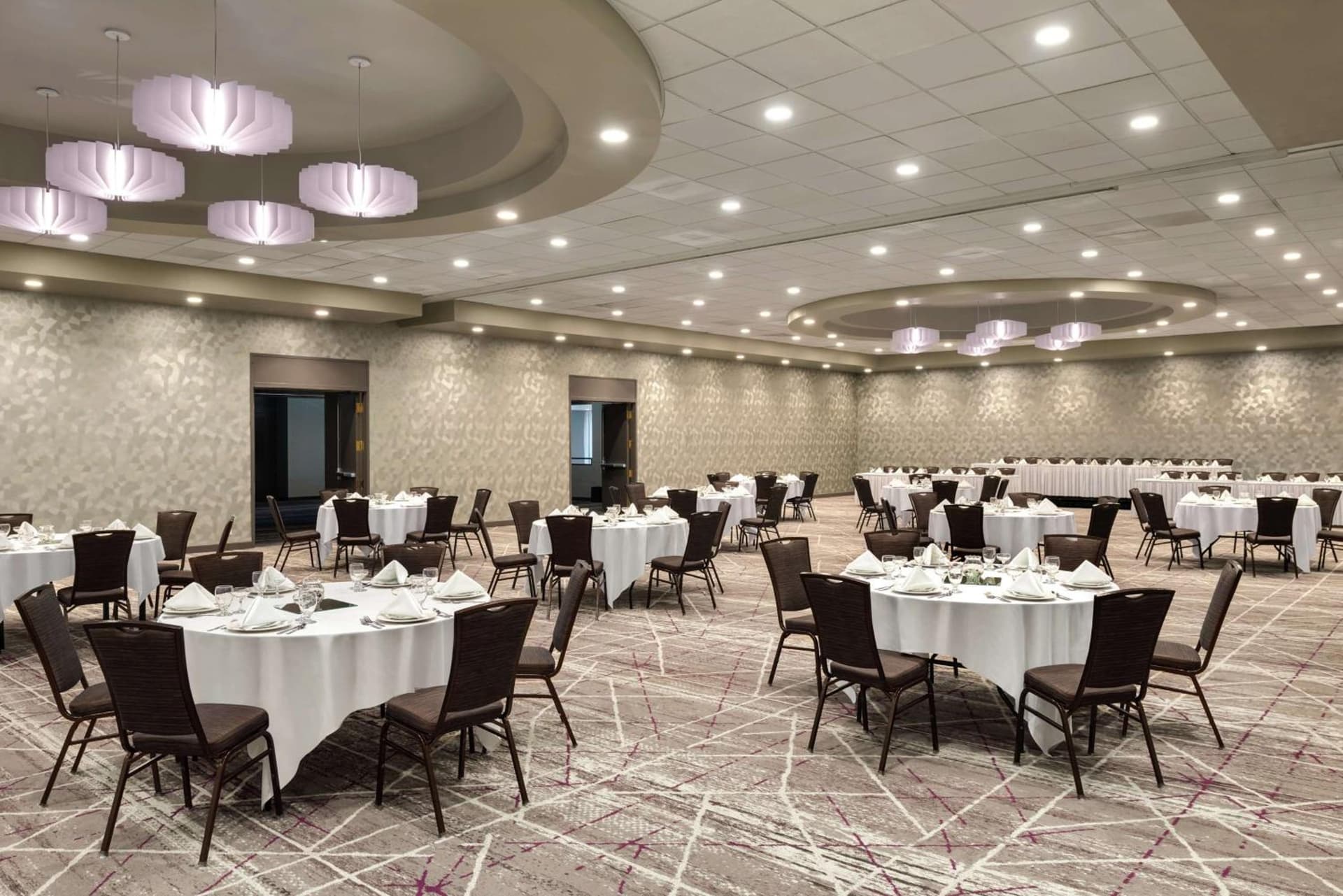 DoubleTree by Hilton St. Paul, MN gallery photo in Saint Paul, MN — image 49