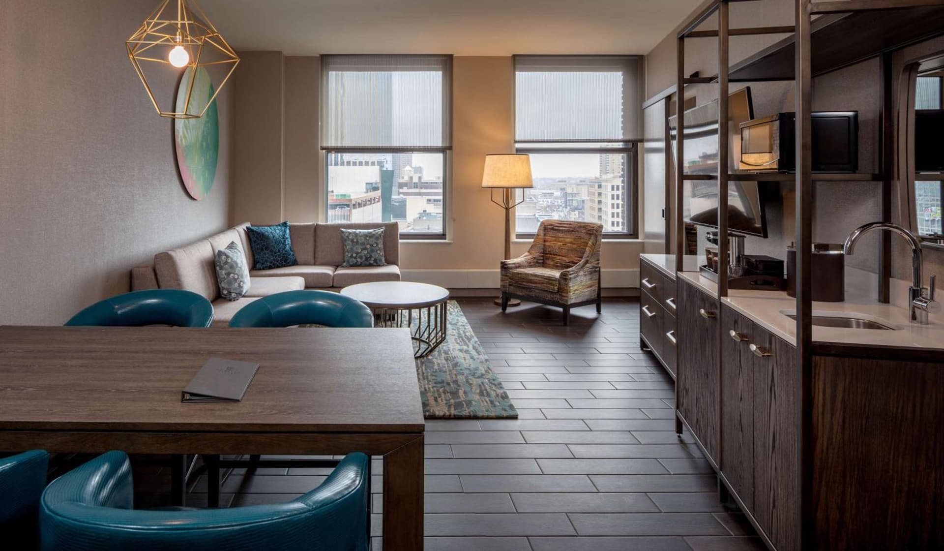 Embassy Suites By Hilton Minneapolis Downtown Hotel property views in Minneapolis, MN — gallery photo 3