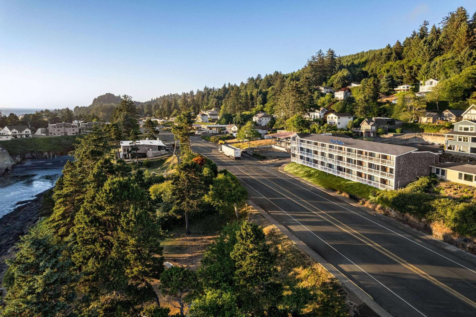 Travelodge by Wyndham Depoe Bay featured exterior or lobby in Depoe Bay, OR — similar hotel