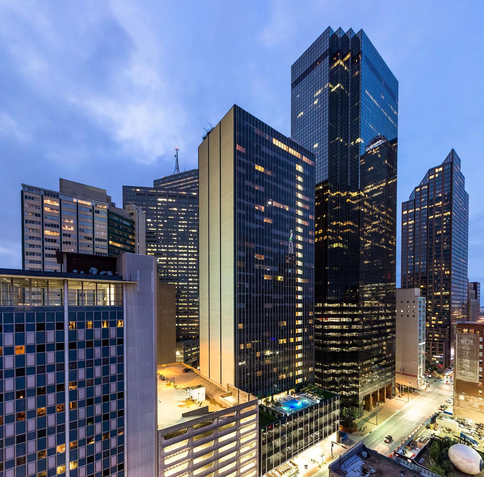 Hilton Garden Inn Downtown Dallas interior in Dallas, TX — gallery photo 2
