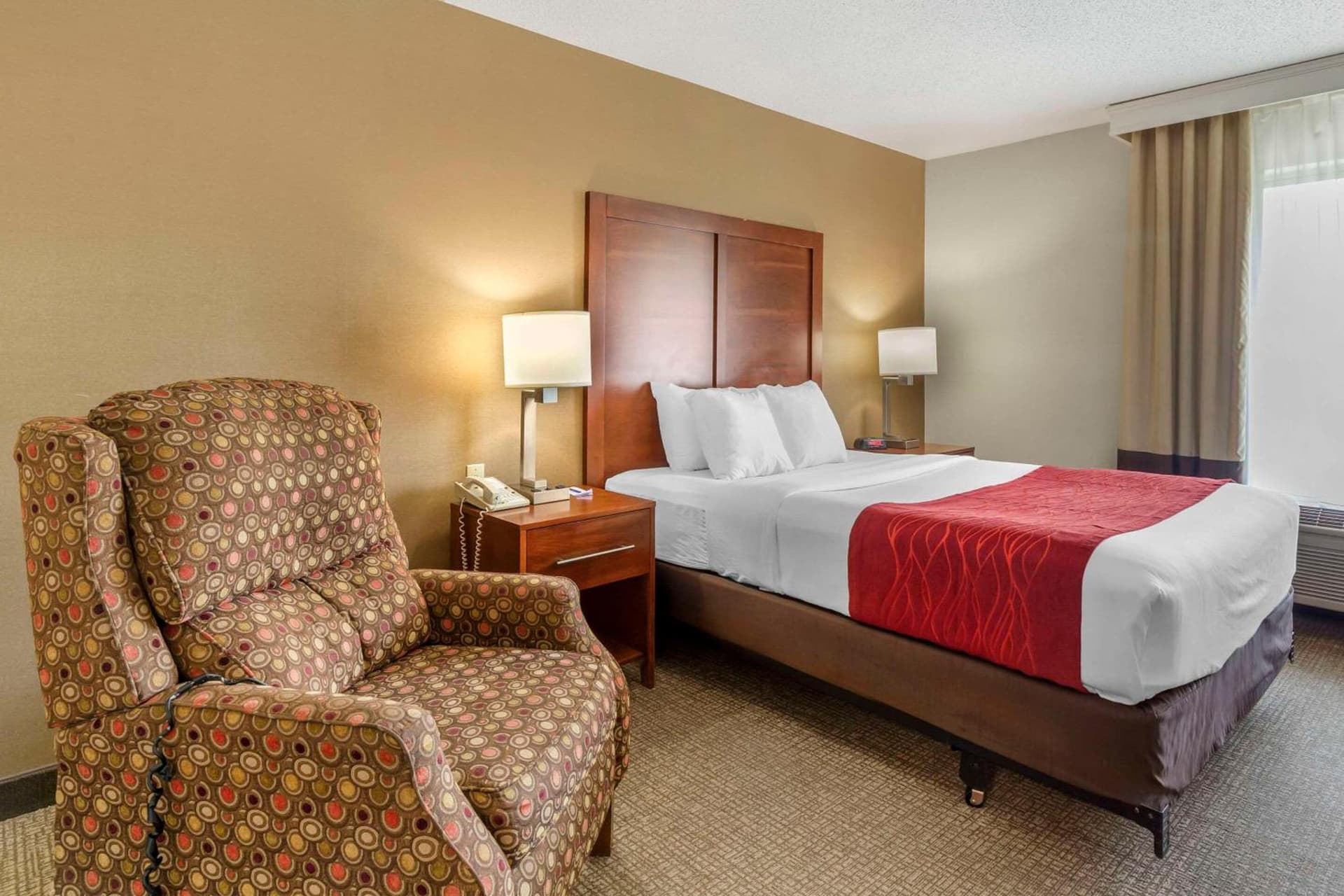 Comfort Inn & Suites Rapid City South - Mt Rushmore Gateway property views in Rapid City, SD — gallery photo 3