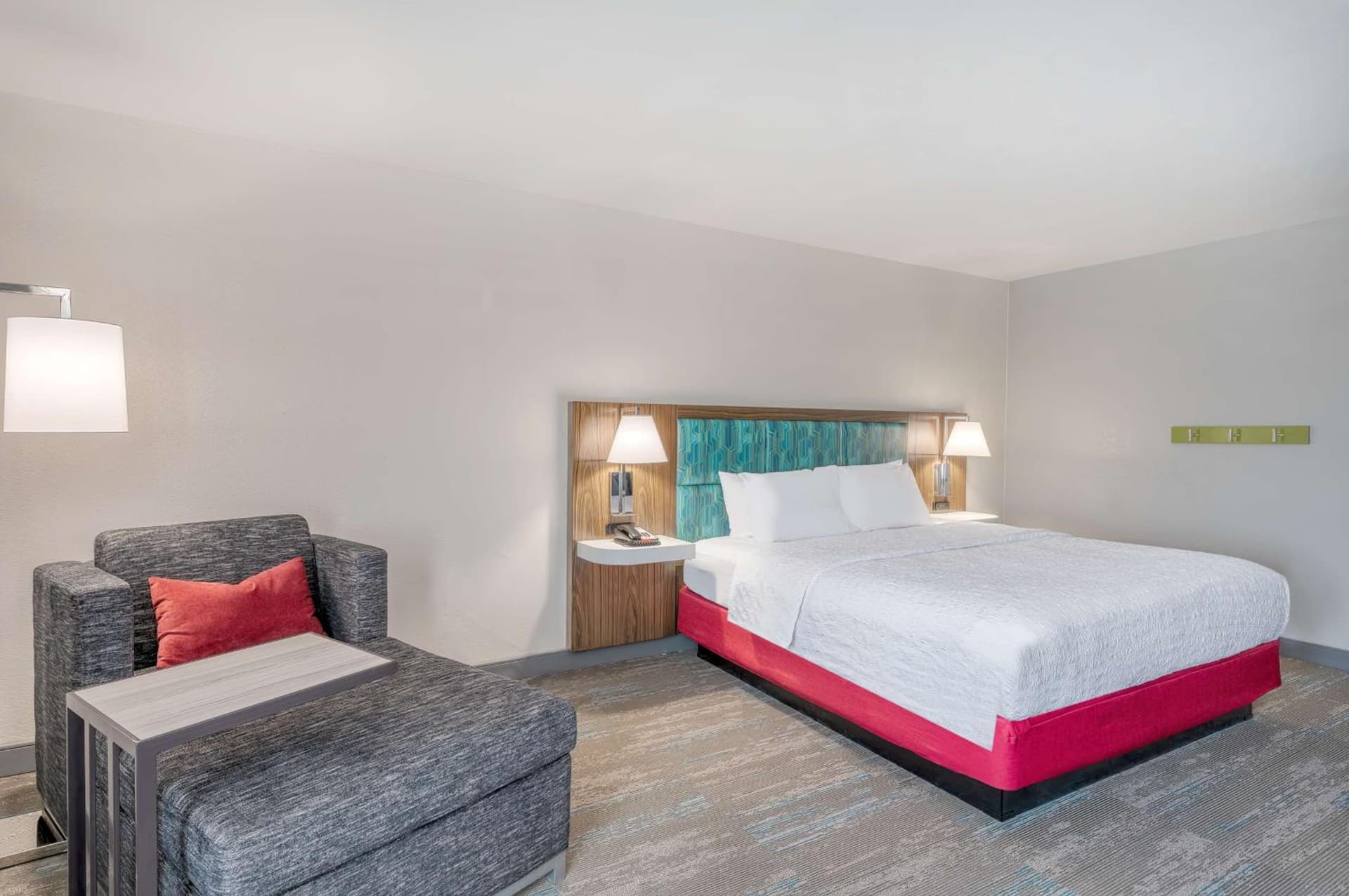 Hampton Inn New Philadelphia gallery photo in New Philadelphia, OH — image 34