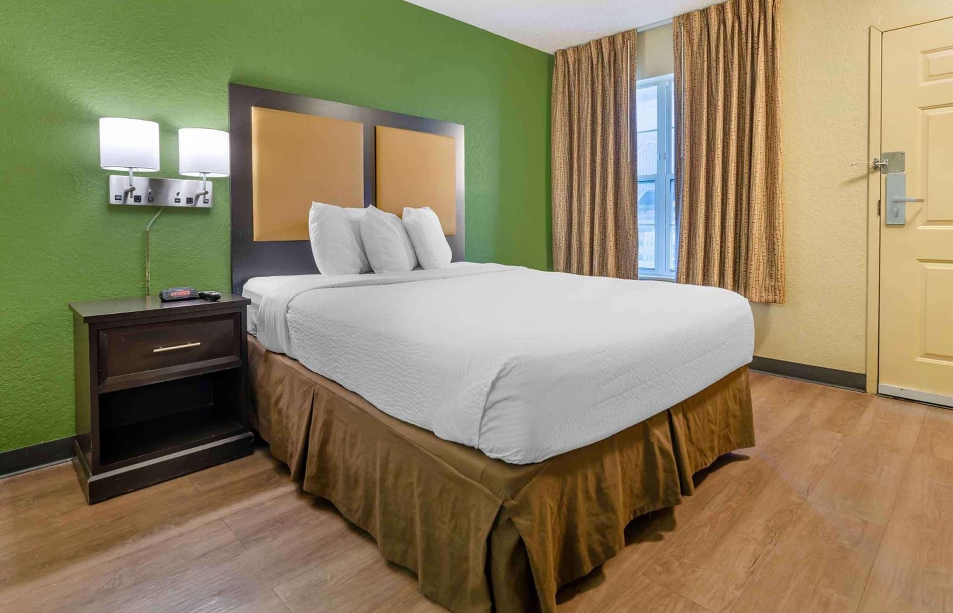 Extended Stay America Select Suites - Roanoke - Airport gallery photo in Roanoke, VA — image 10