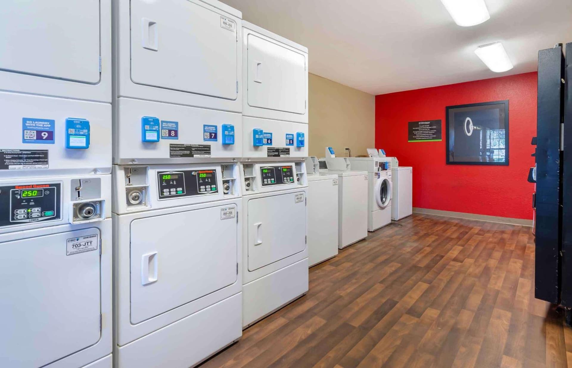 Extended Stay America Select Suites - Roanoke - Airport gallery photo in Roanoke, VA — image 21