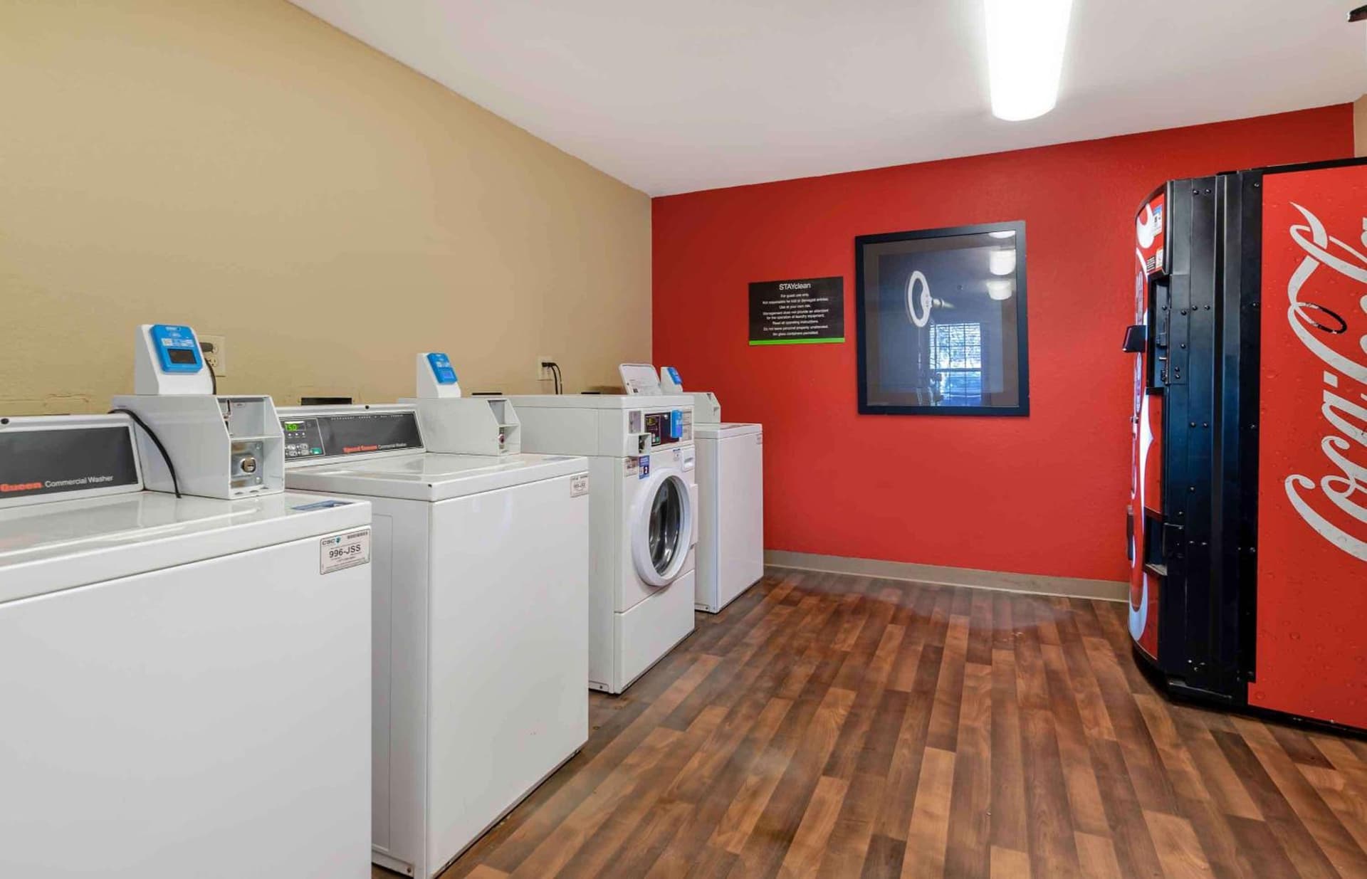 Extended Stay America Select Suites - Roanoke - Airport gallery photo in Roanoke, VA — image 31