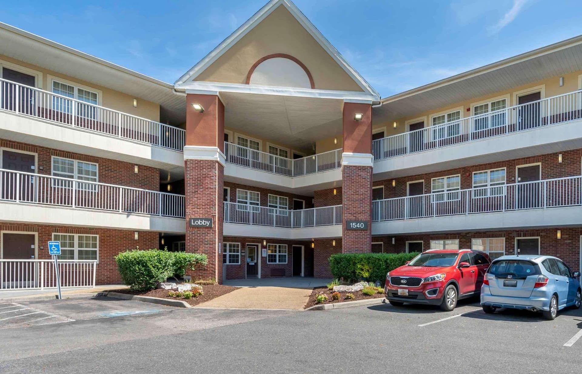 Extended Stay America Suites - Chesapeake - Crossways Blvd interior in Chesapeake, VA — gallery photo 2