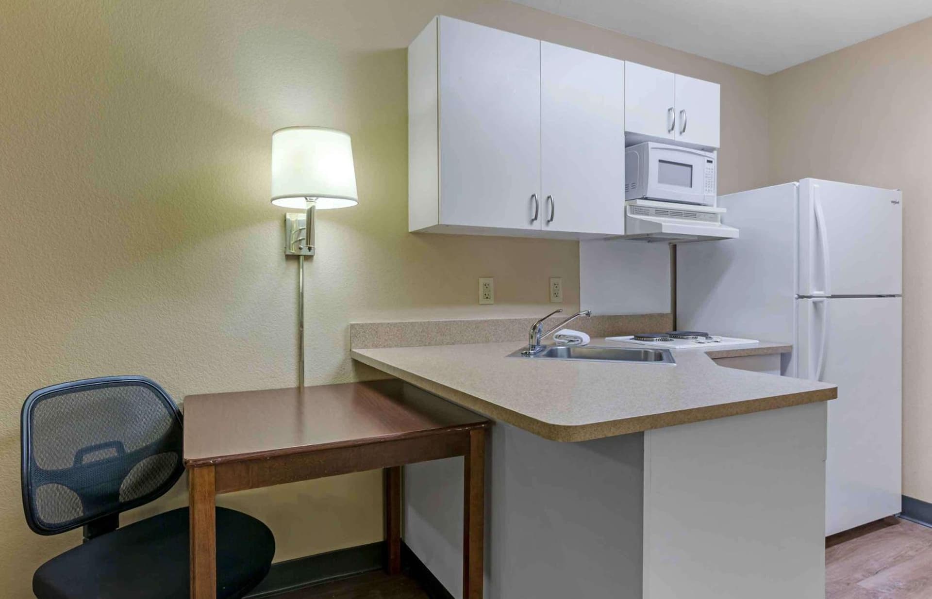 Extended Stay America Suites - Phoenix - Peoria gallery photo in Peoria, AZ — image 31