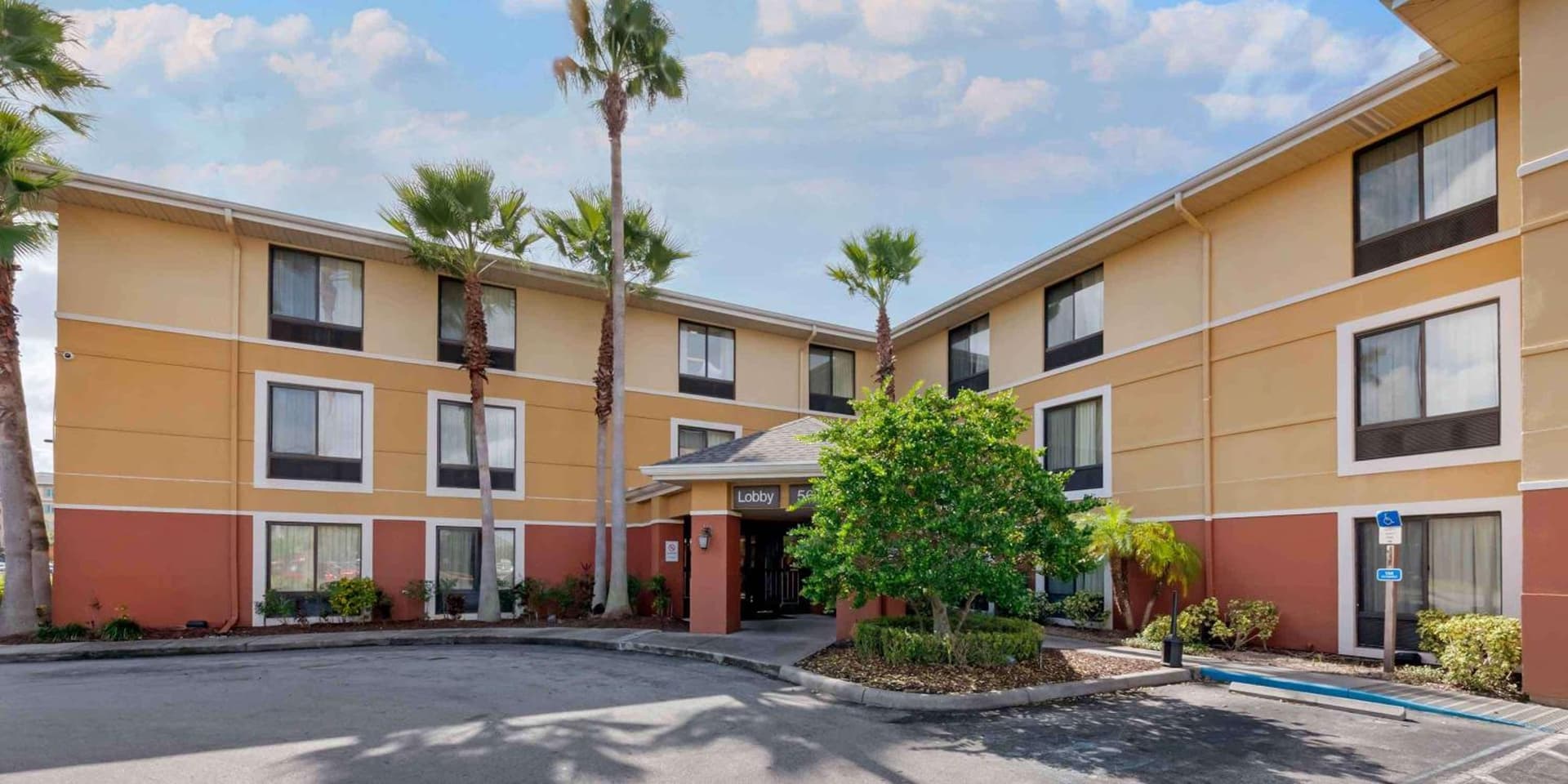 Extended Stay America Suites - Orlando - Orlando Theme Parks - Vineland Rd featured exterior or lobby in Orlando, FL — similar hotel