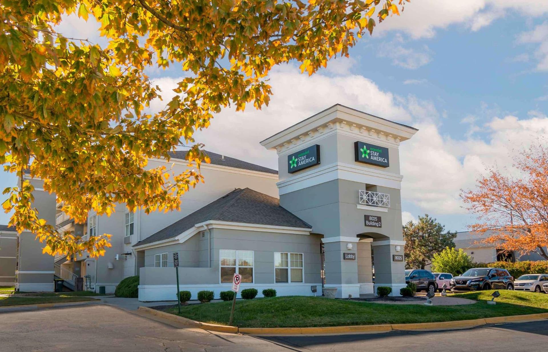 Extended Stay America Suites - Kansas City - Lenexa - 87th St featured exterior or lobby in Overland Park, KS — similar hotel