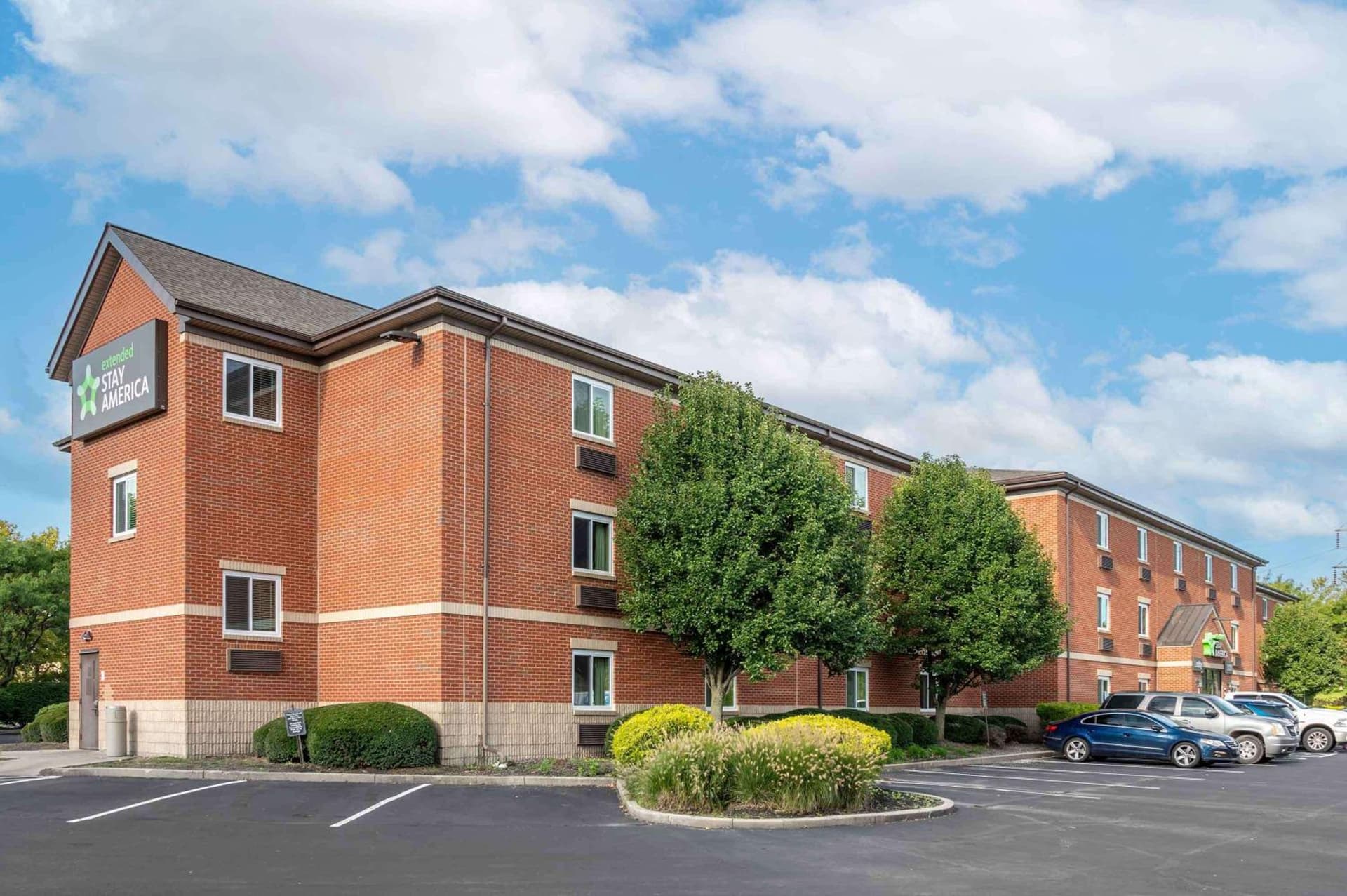 Extended Stay America Suites - Dayton - Fairborn featured exterior or lobby in Dayton, OH — similar hotel