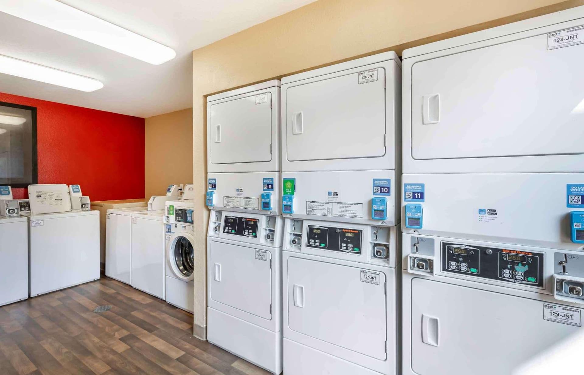 Extended Stay America Suites - Denver - Tech Center South - Inverness gallery photo in Centennial, CO — image 33