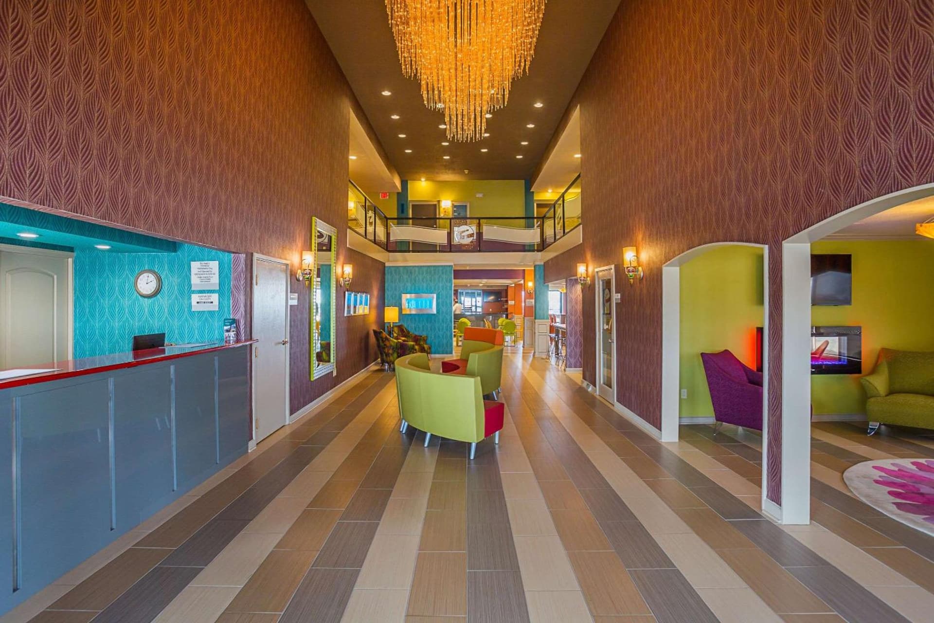 Clarion Inn & Suites Evansville Eastland Area interior in Evansville, IN — gallery photo 2