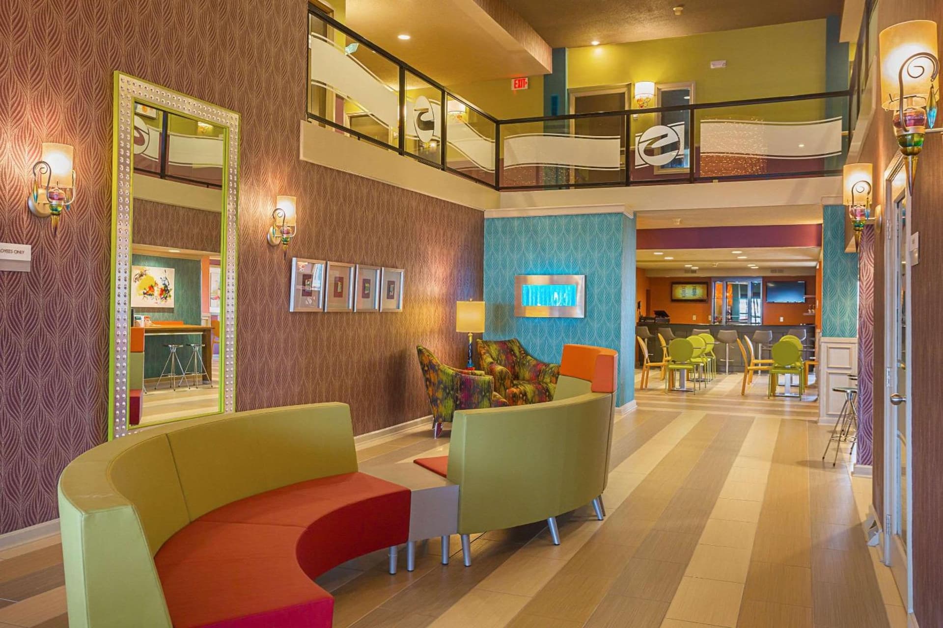 Clarion Inn & Suites Evansville Eastland Area property views in Evansville, IN — gallery photo 3