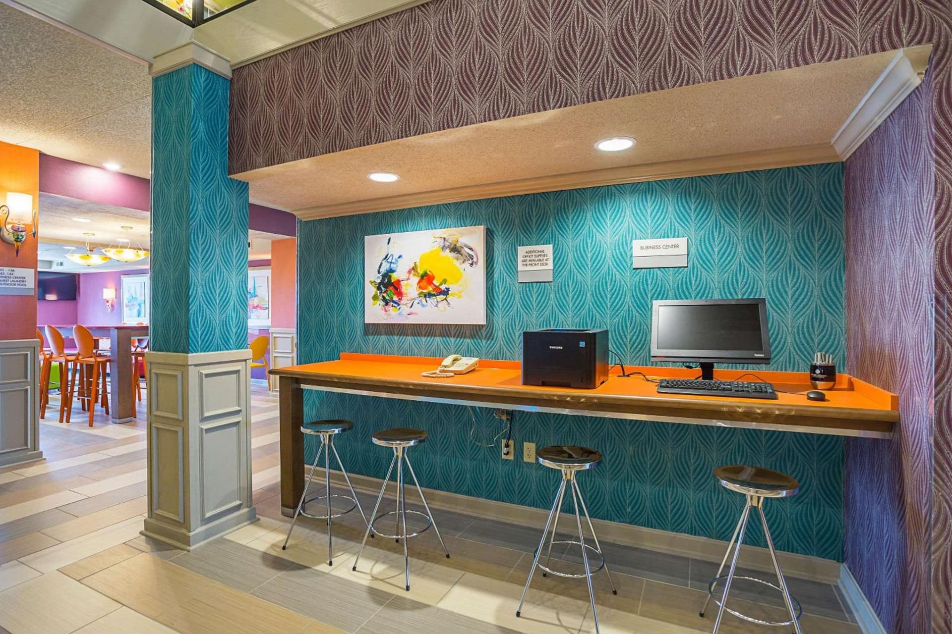 Clarion Inn & Suites Evansville Eastland Area gallery photo in Evansville, IN — image 33
