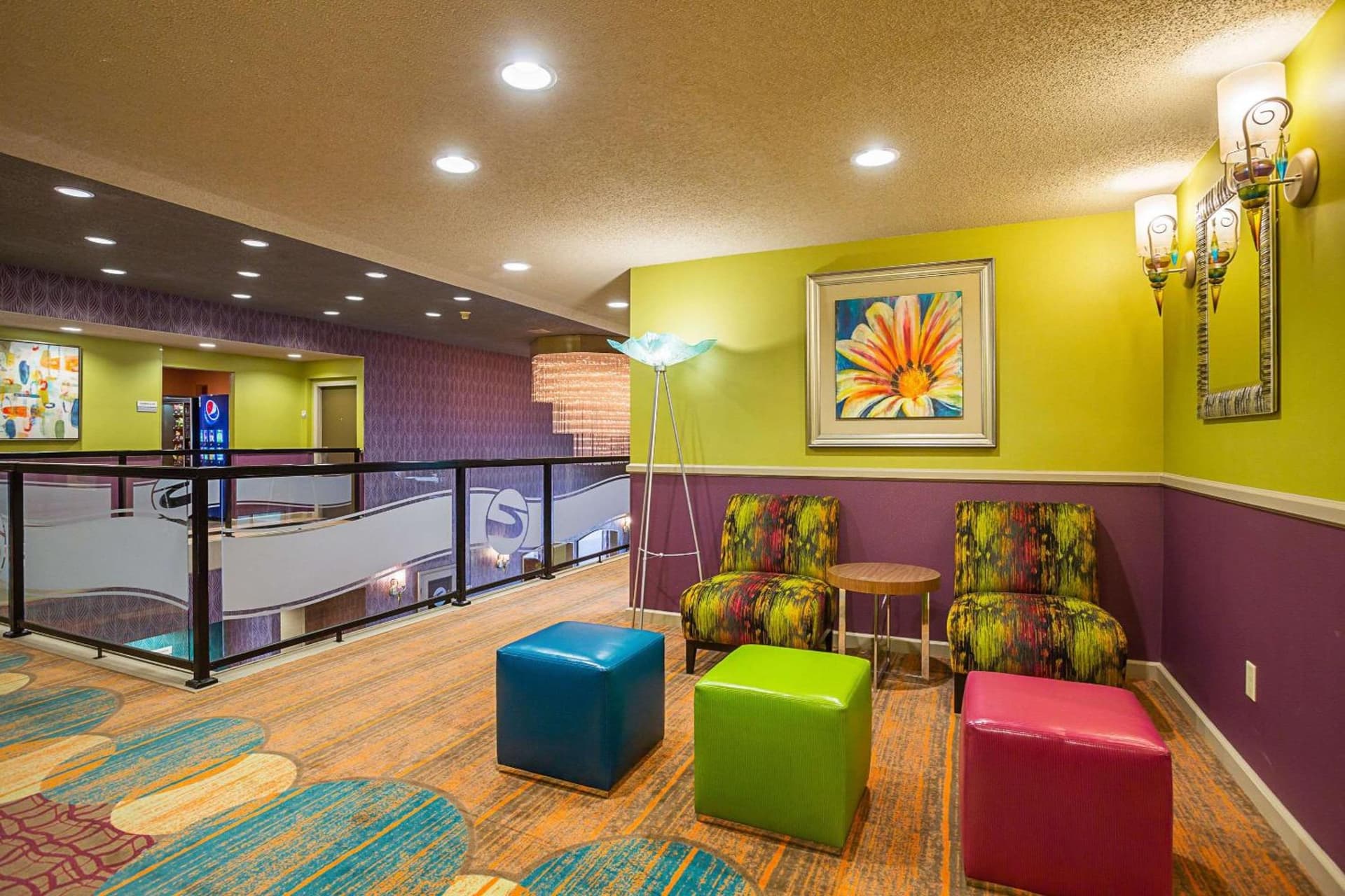 Clarion Inn & Suites Evansville Eastland Area gallery photo in Evansville, IN — image 7