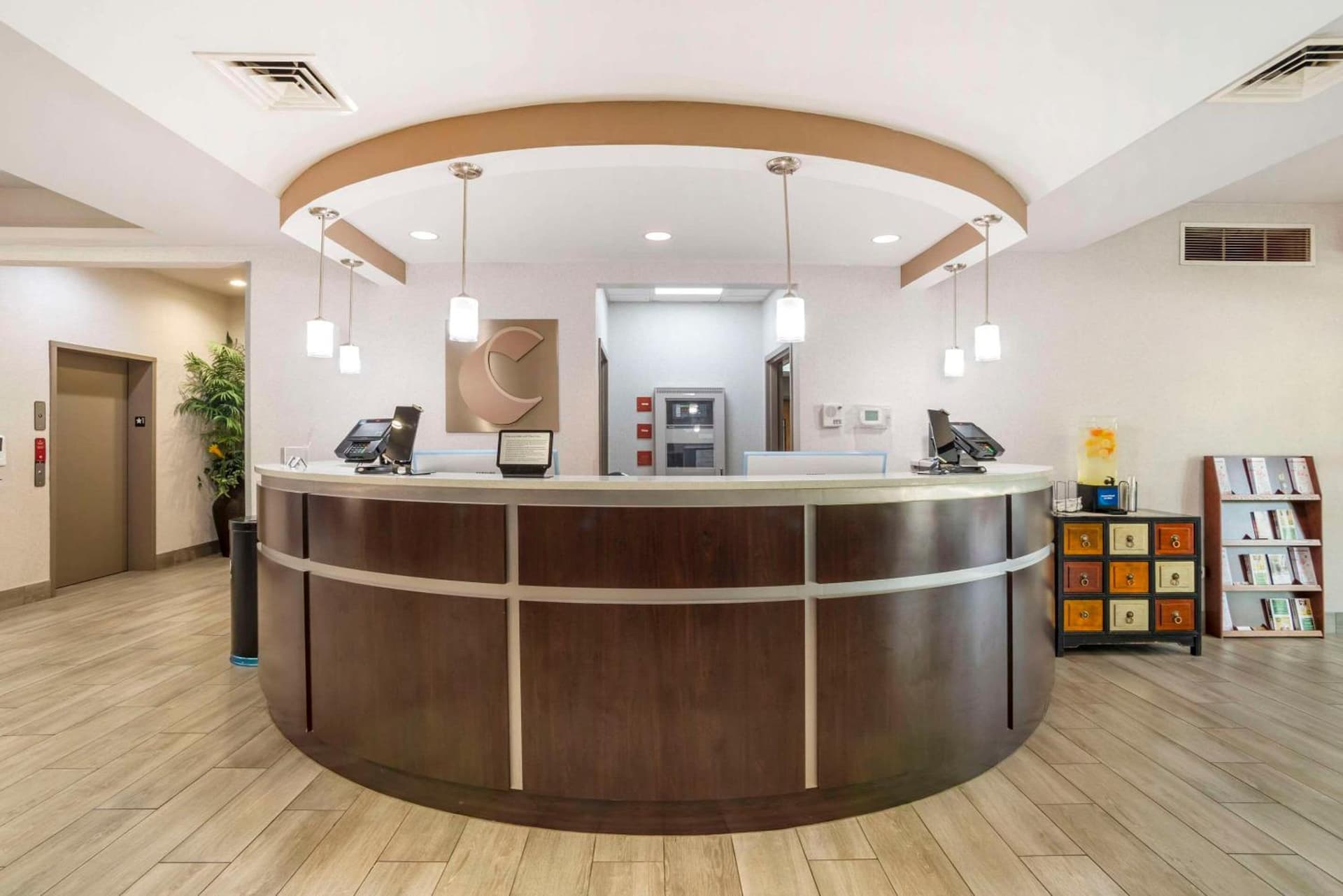 Comfort Suites At WestGate Mall gallery photo in Spartanburg, SC — image 37