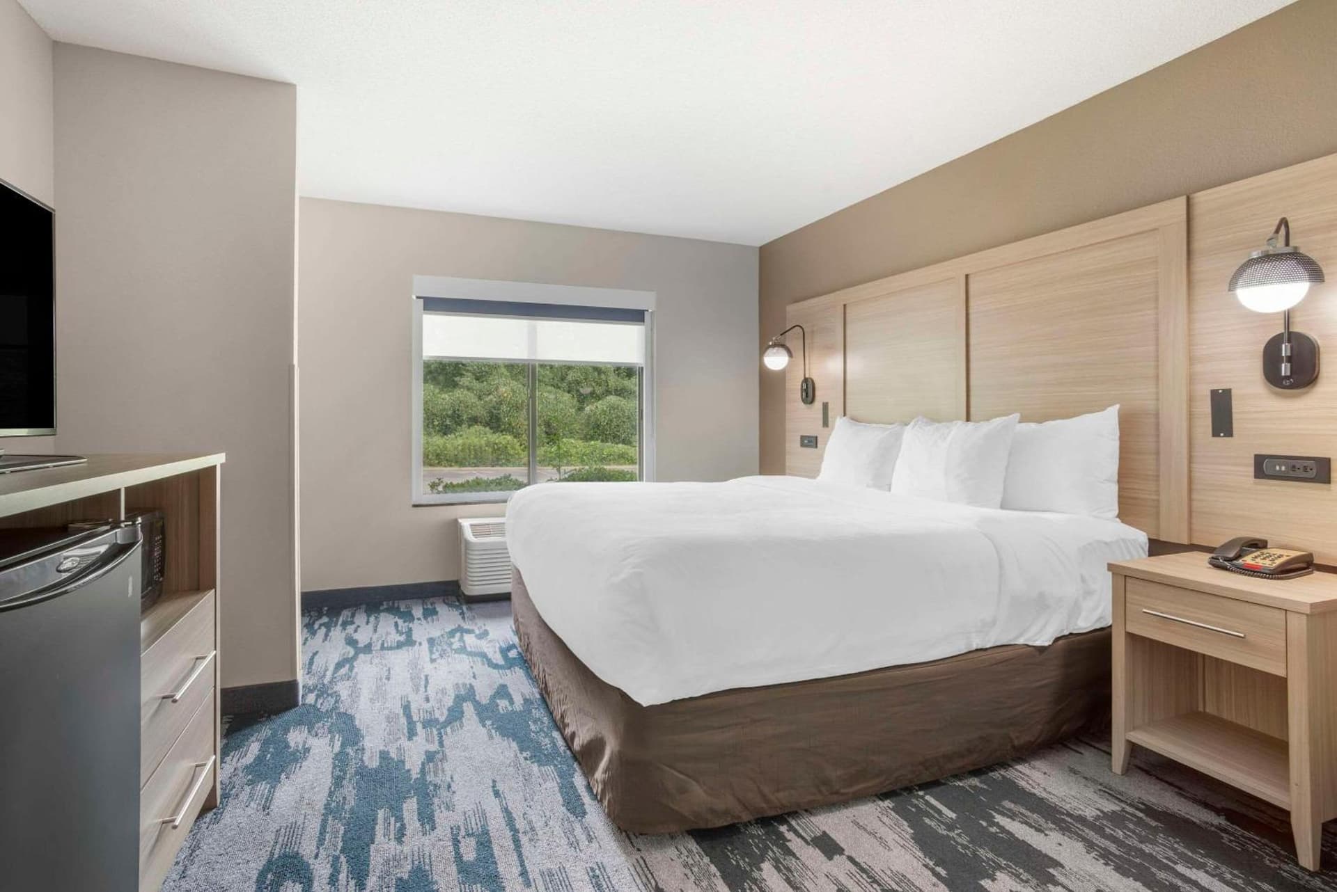 Comfort Suites At WestGate Mall gallery photo in Spartanburg, SC — image 39