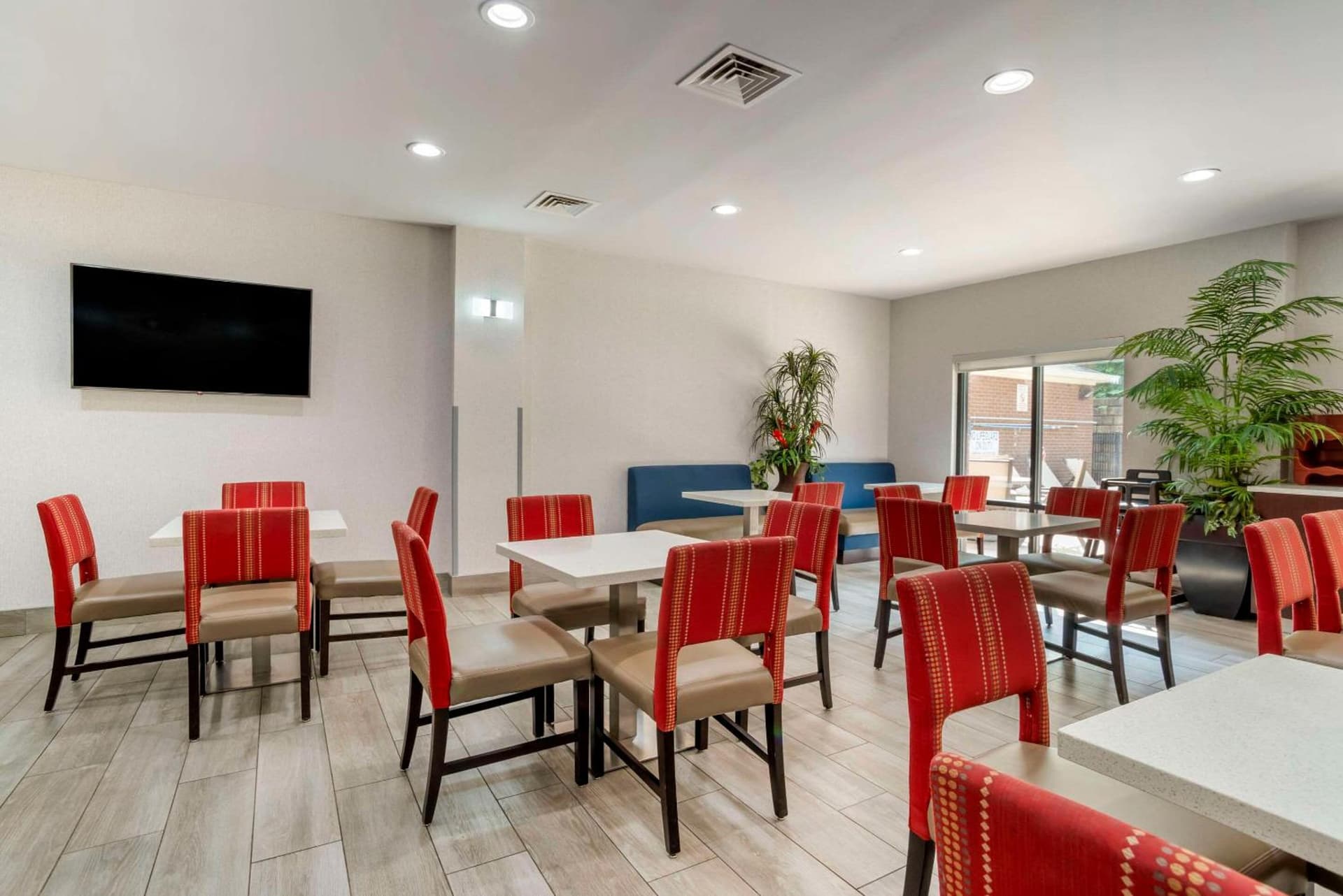 Comfort Suites At WestGate Mall gallery photo in Spartanburg, SC — image 34