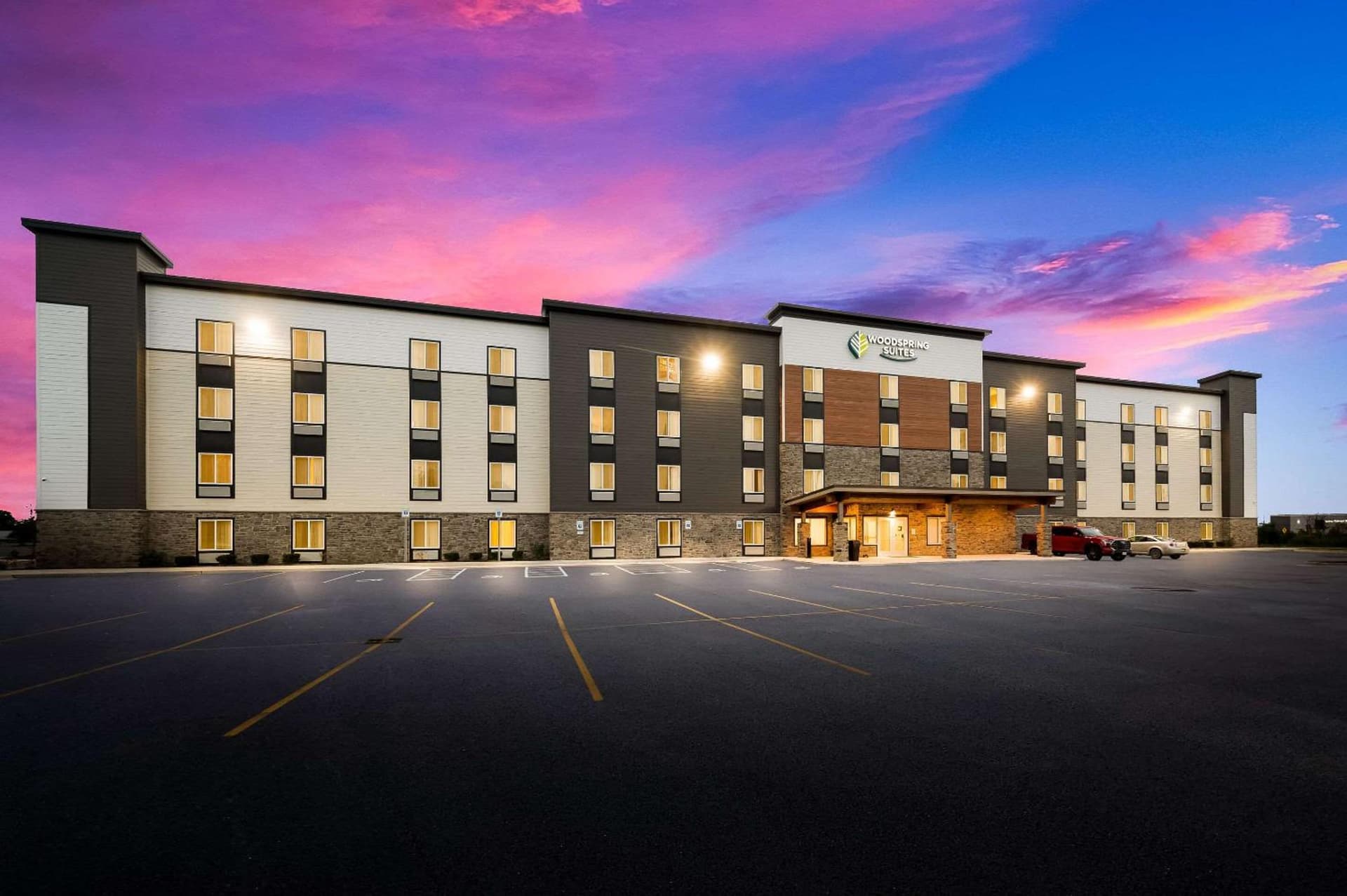 WoodSpring Suites Wixom - Novi gallery photo in Wixom, MI — image 13